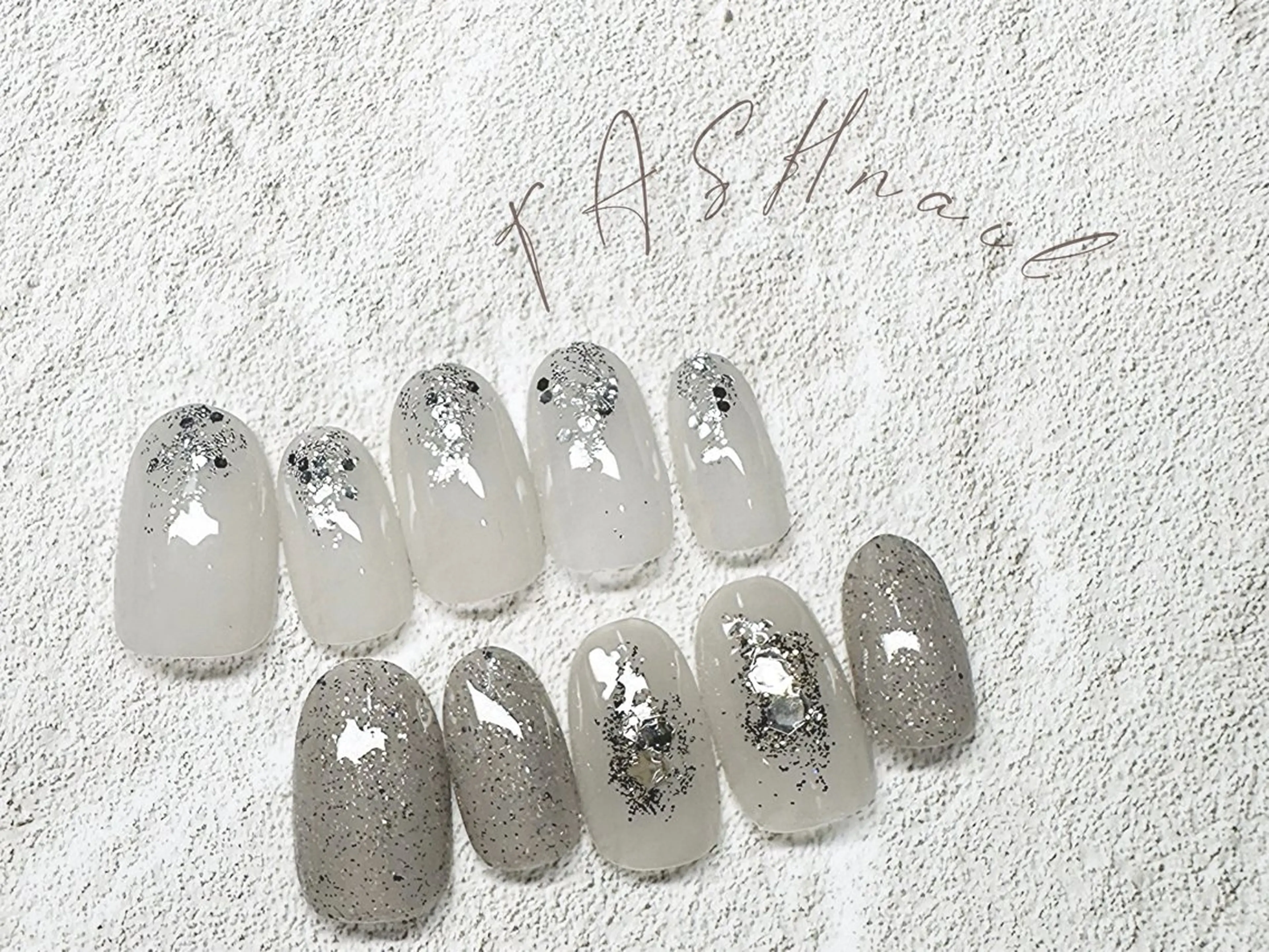ネイル TASH nailのネイルデザイン