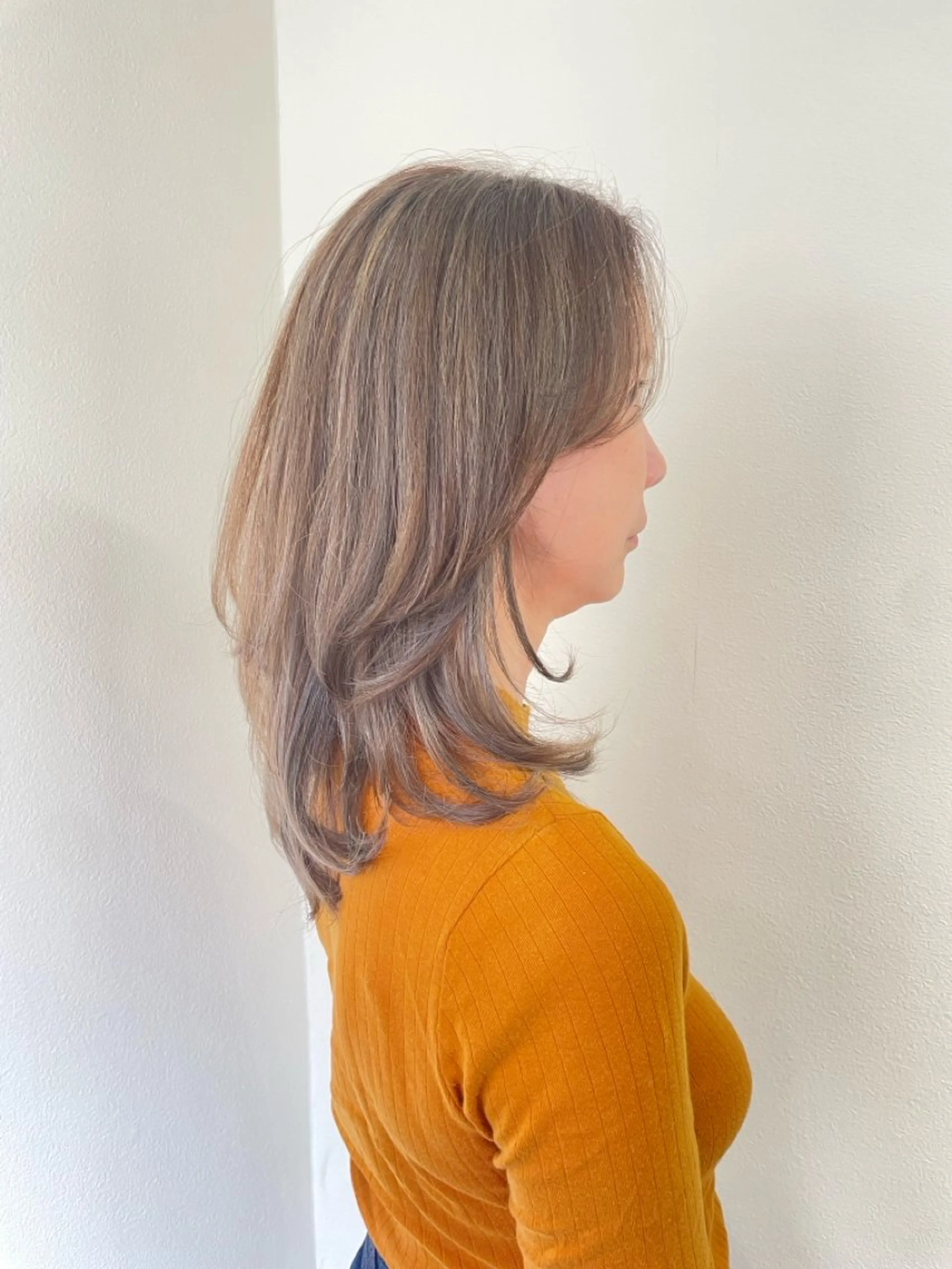 セミロング 【MOND】斎藤 竜雅のヘアスタイル