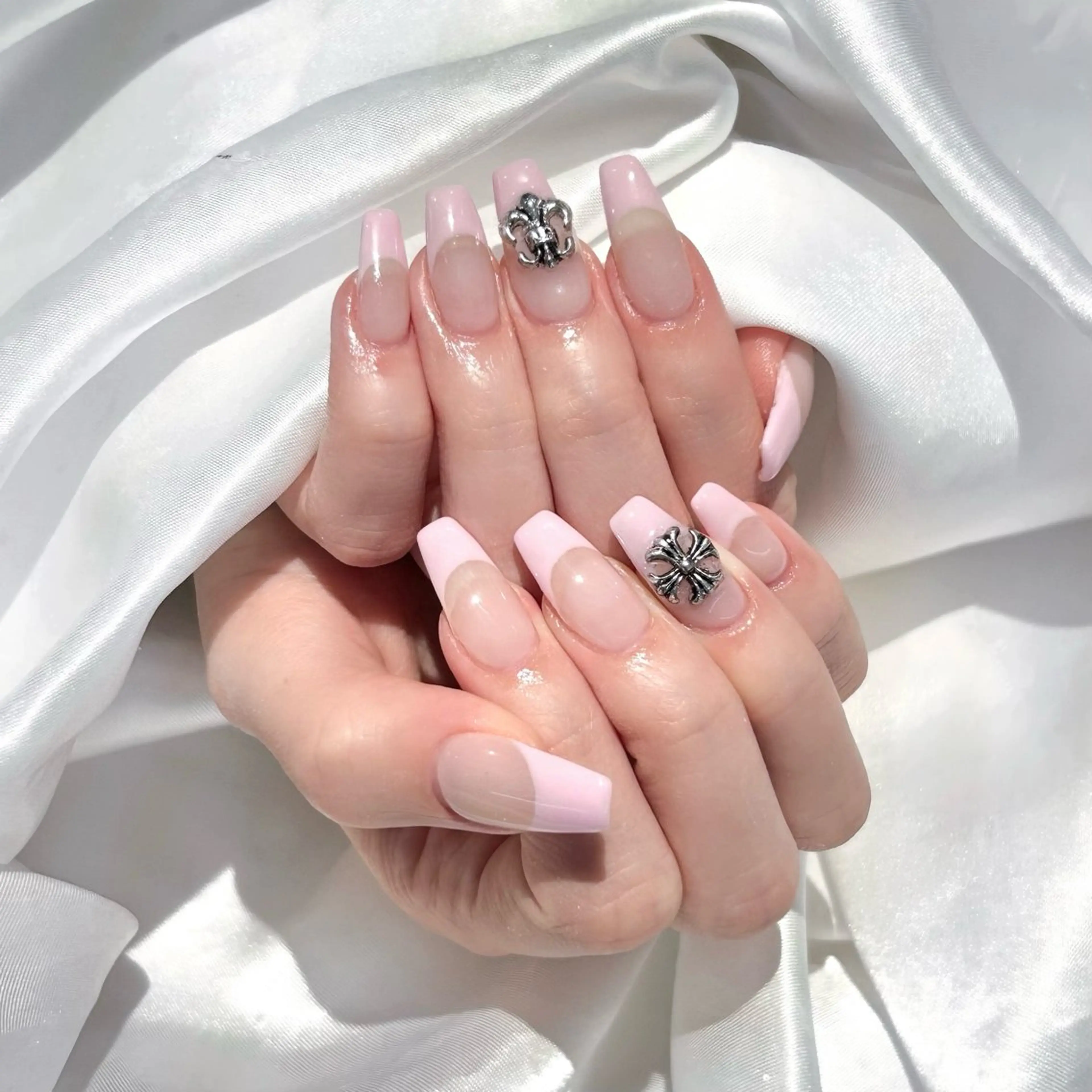 ネイル WISTERIA hayamiのネイルデザイン