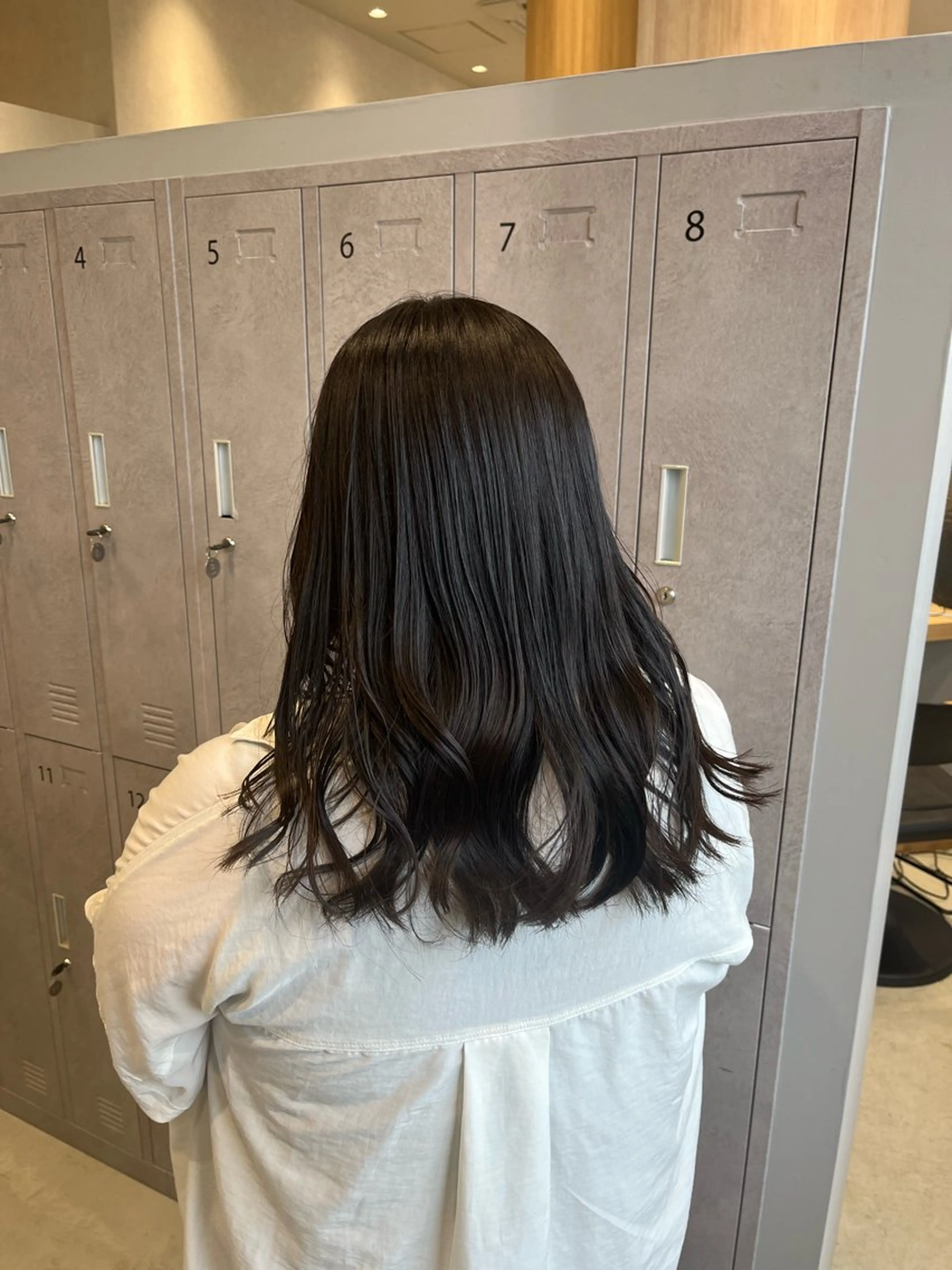 カラー 斉藤 果音のヘアスタイル