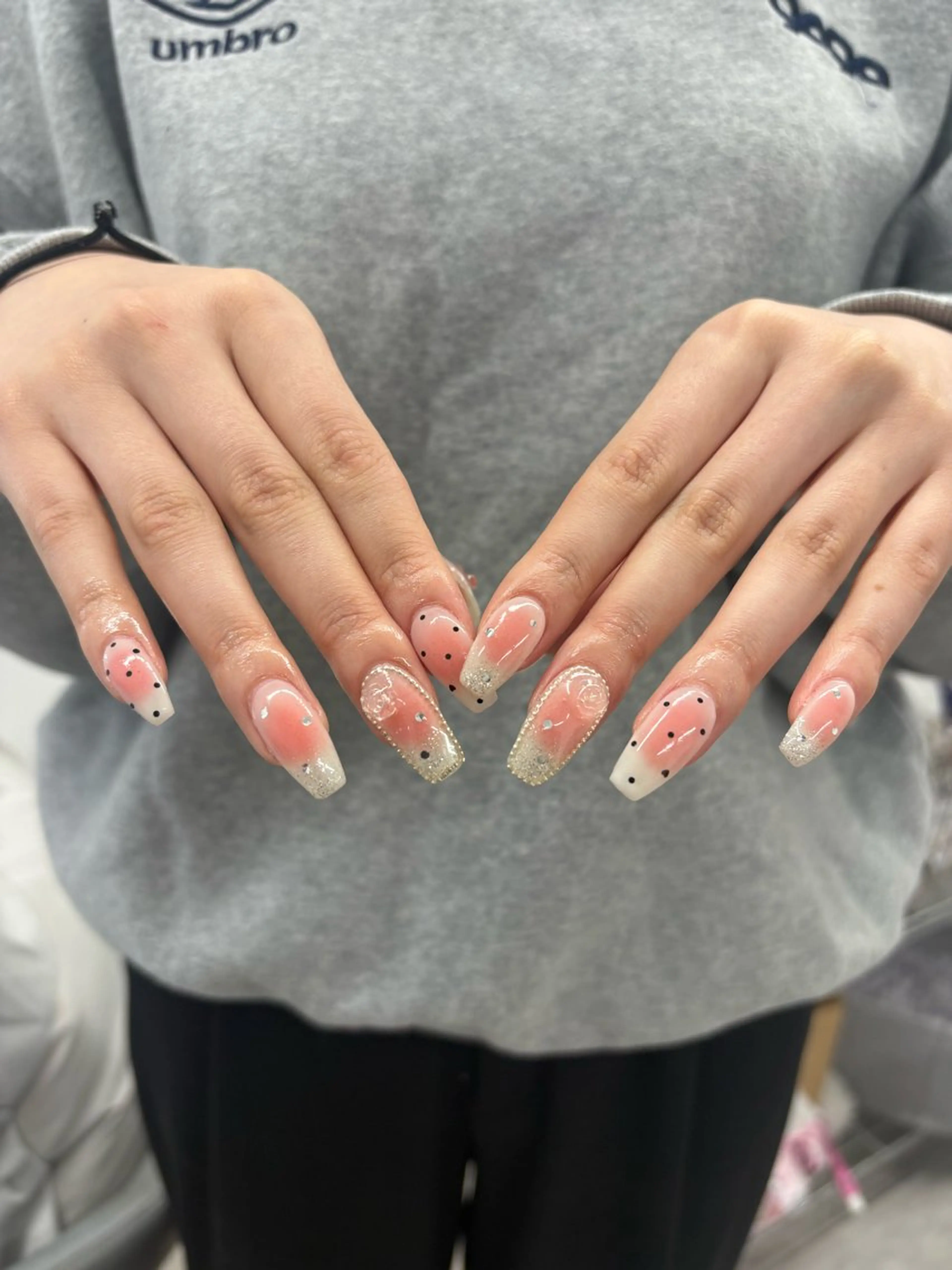 ネイル ハンドネイル yuria 🎀海外ネイル🌺のネイルデザイン