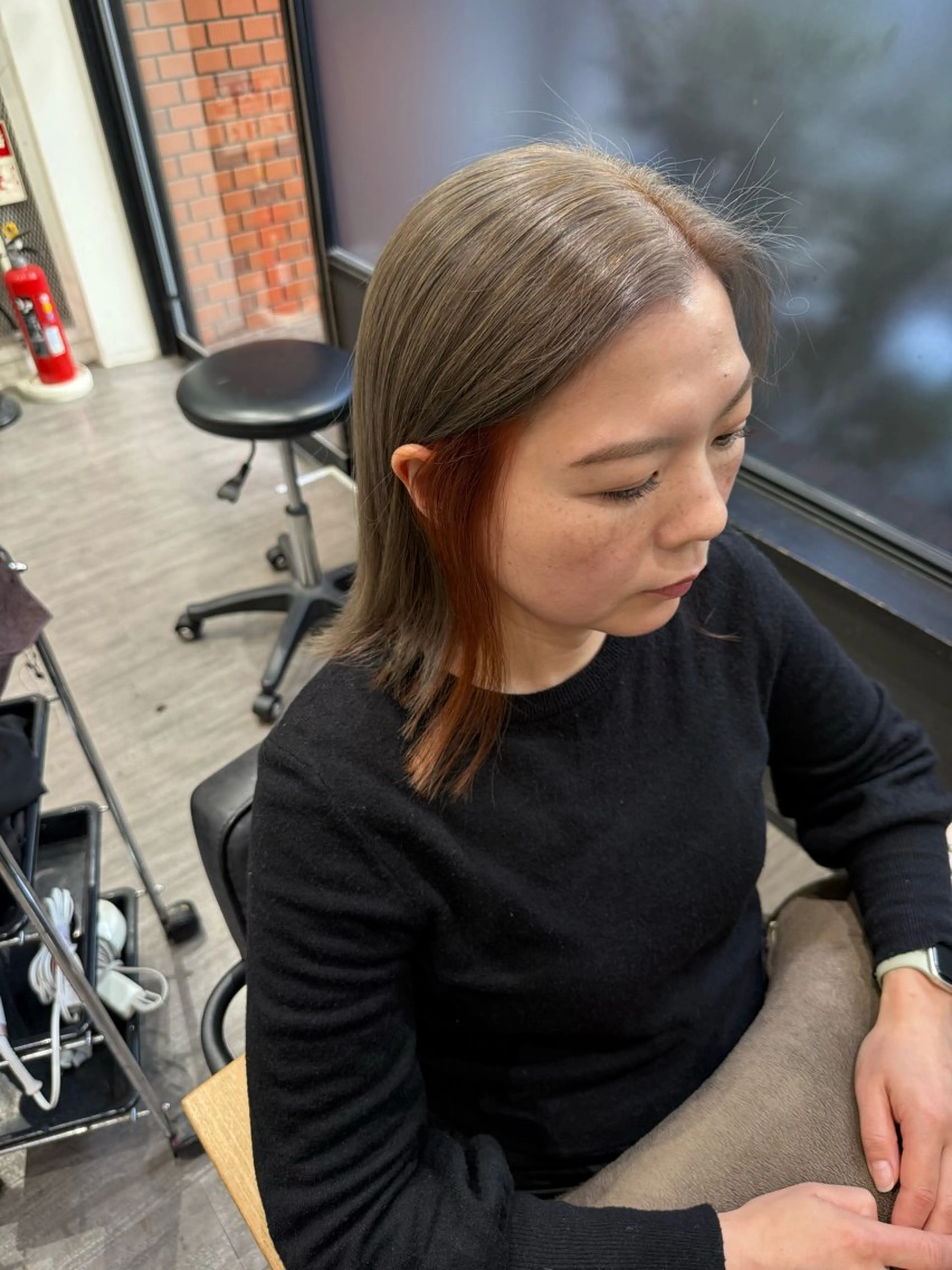 ミディアム カラー グレージュ オレンジ カット ヘアカラー トリートメント 艶髪レイヤー上田 紗也🇰🇷💗のヘアスタイル