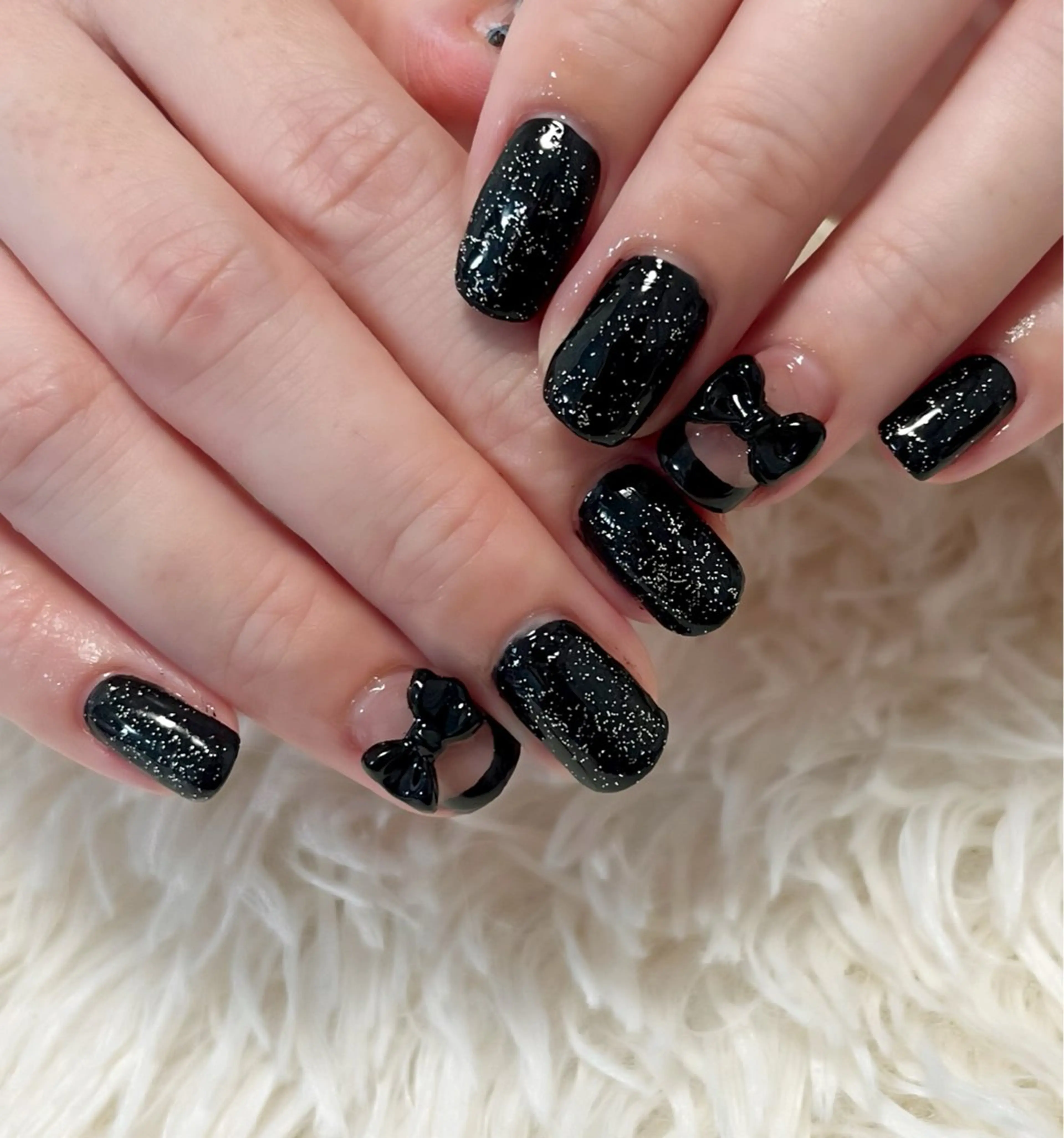 ネイル リボン ハンドネイル 島田 亜紀のネイルデザイン