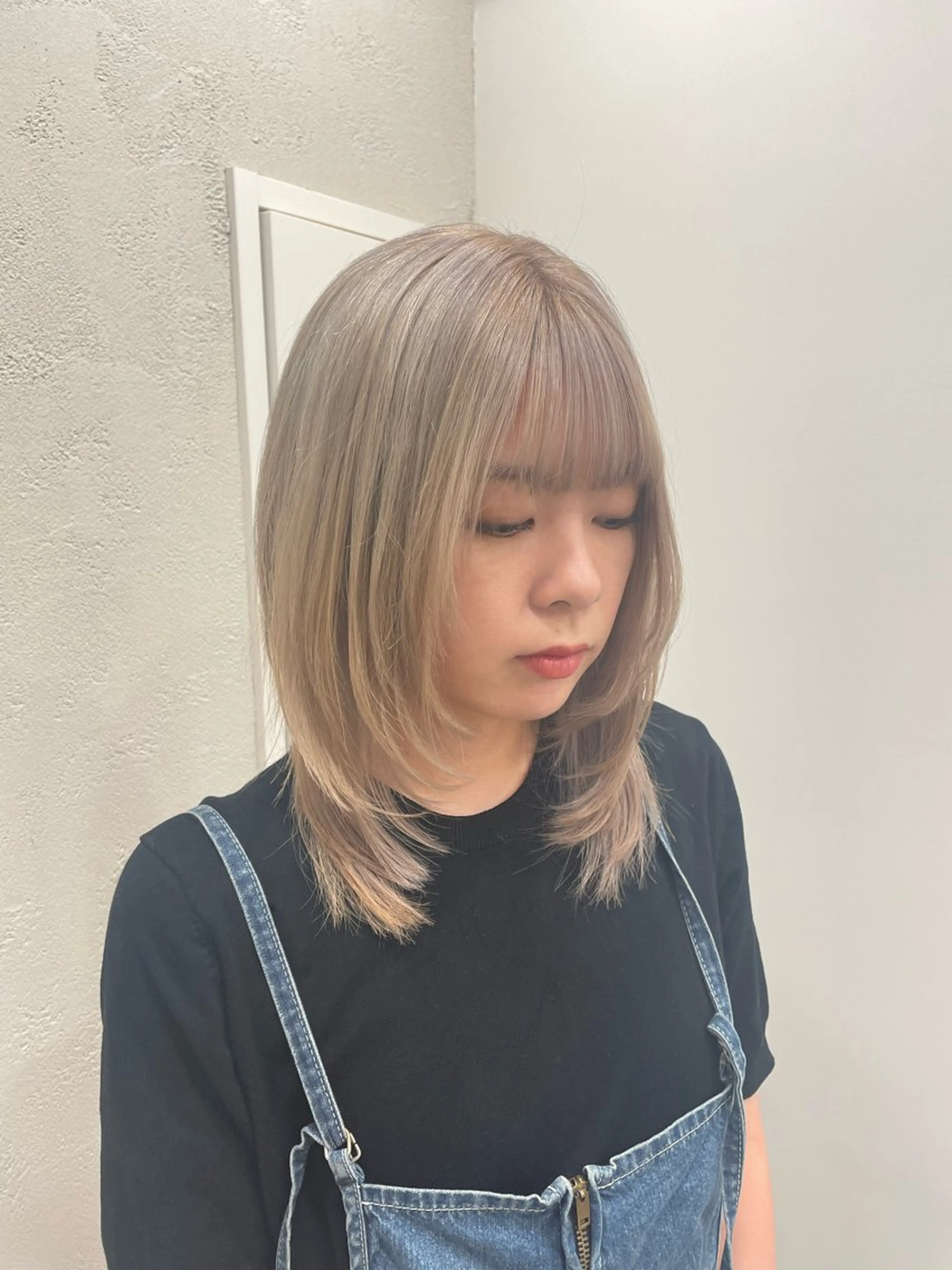 ミディアム 韓国風ヘア レイヤーカット 💐宮坂 歩💐のヘアスタイル