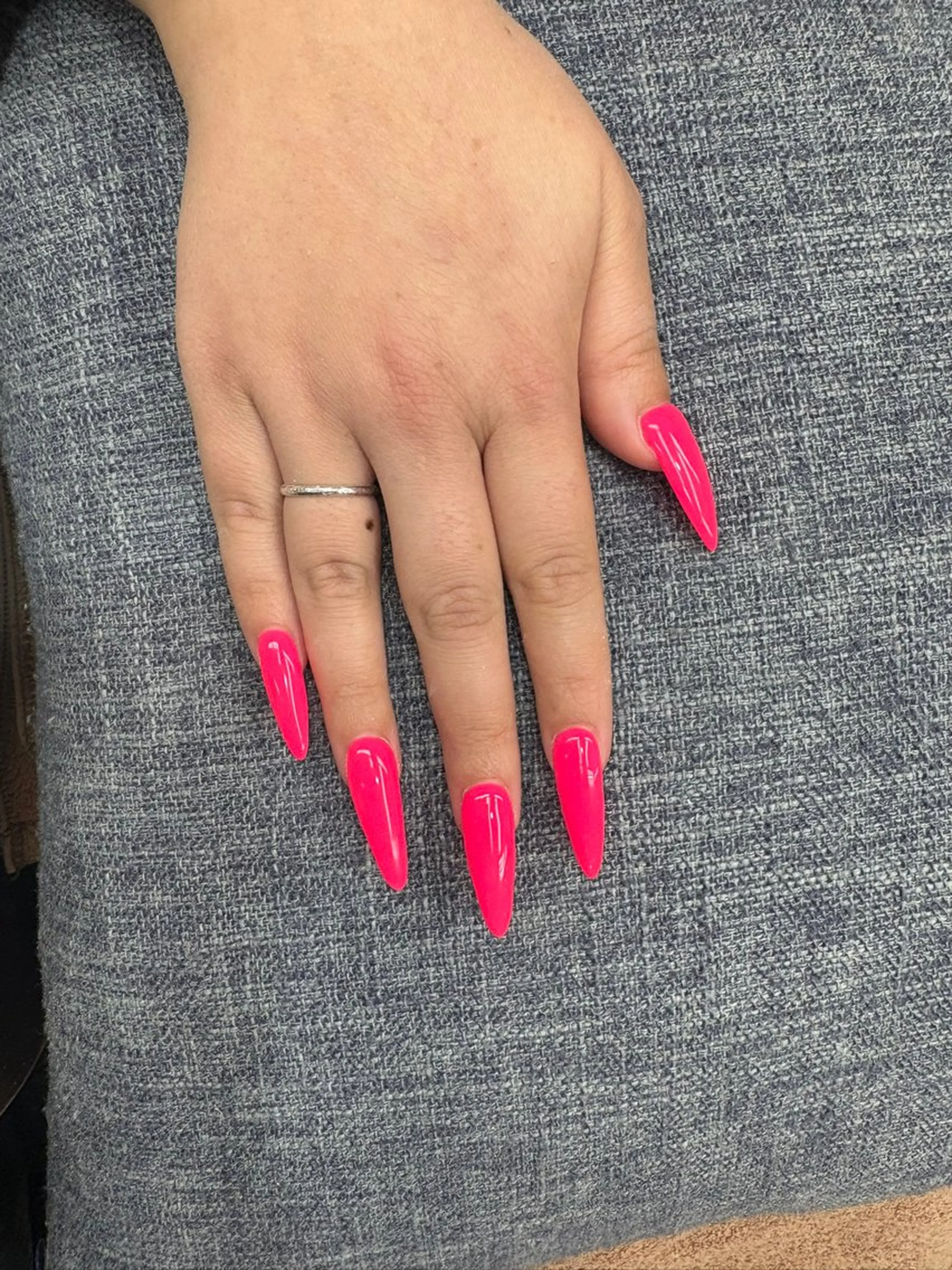 1/13限定！10本長さ出し！ハンドネイル（ワンカラー）オフあり※新宿店の写真