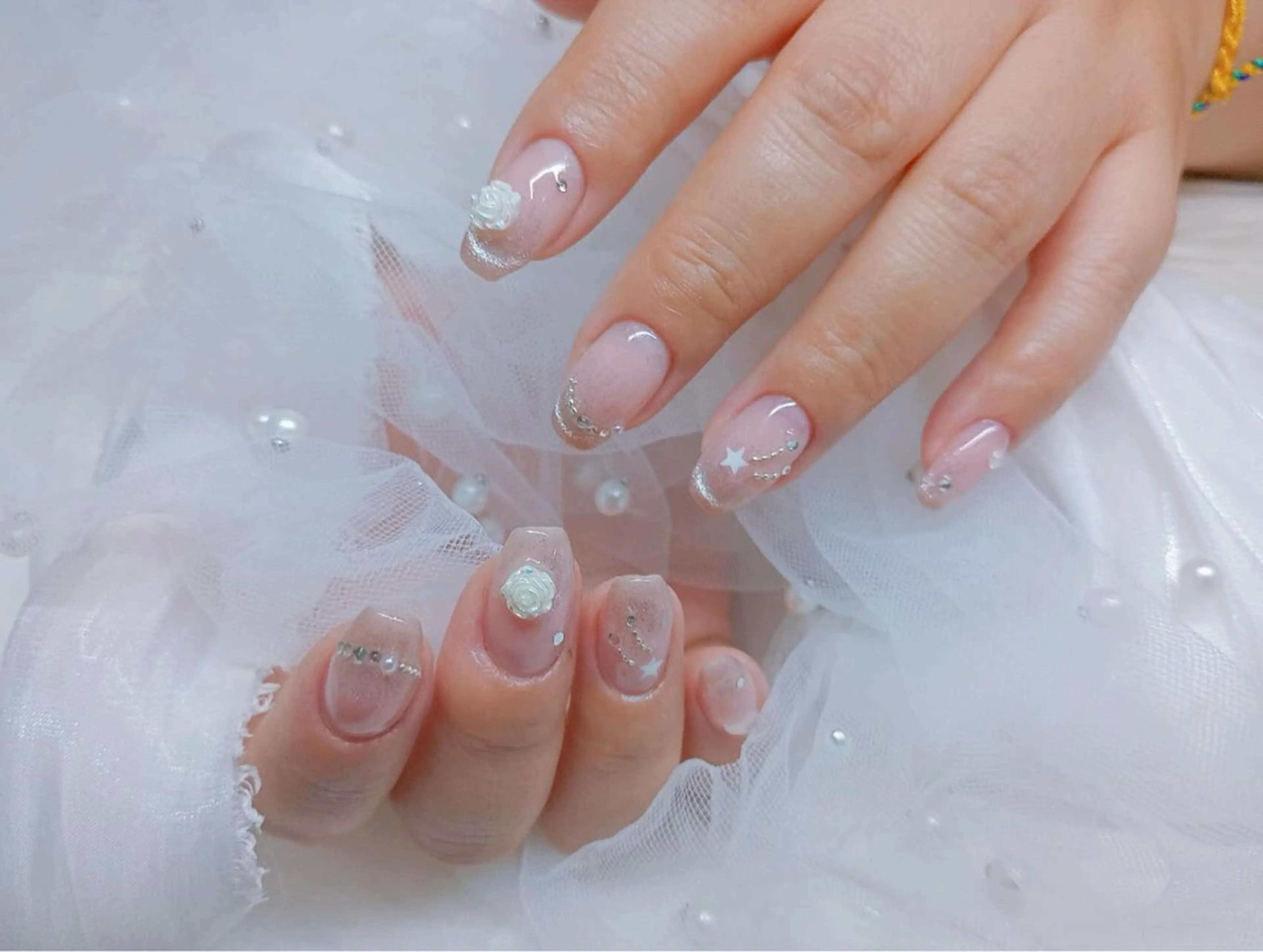 ネイル フットネイル フレンチネイル ジェルネイル ガラスフレンチ 韓国ネイル ハンドネイル ハンドケア The Nail & Eye Lashのその他イメージ