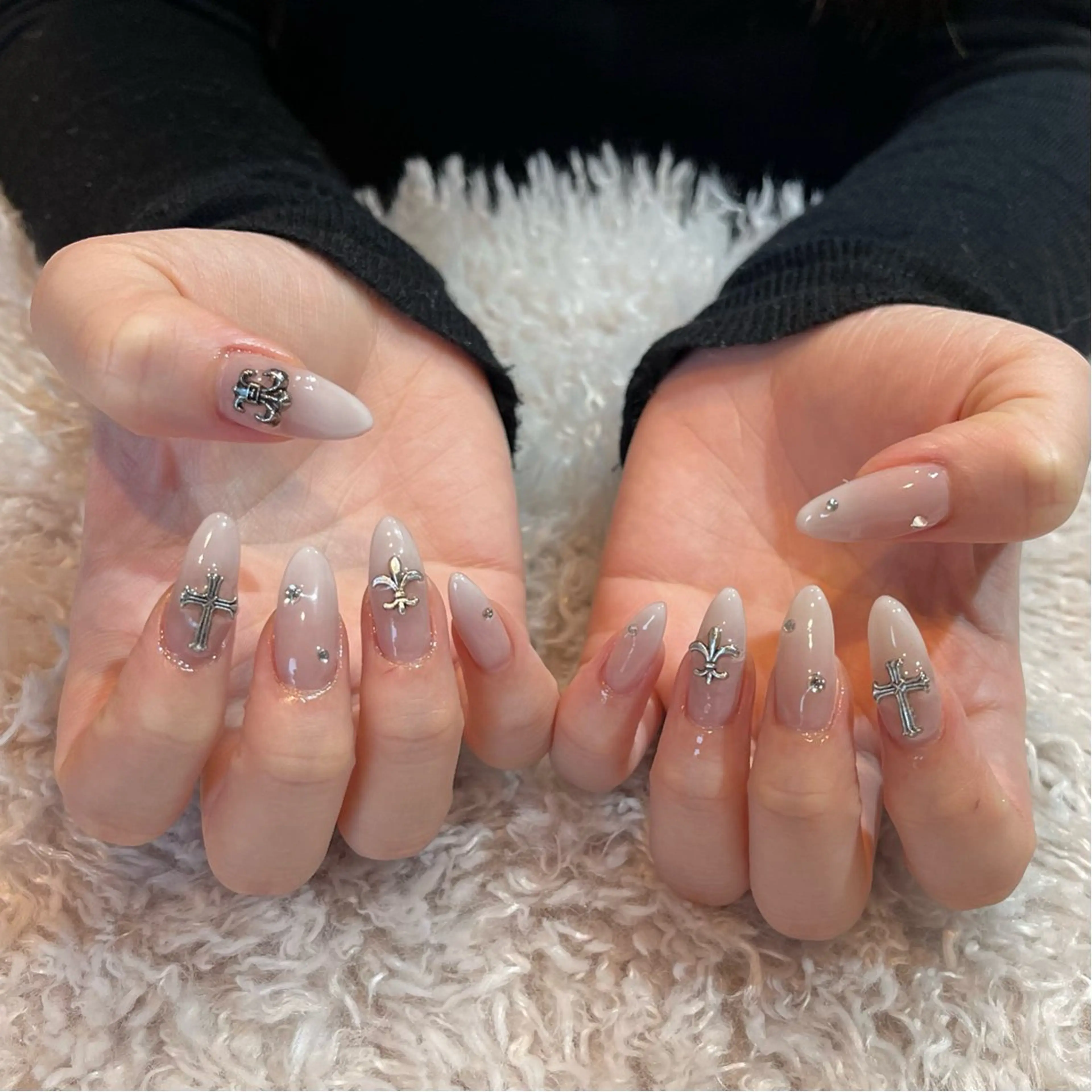 ネイル 持ち込み ハンドネイル Renatus🤍 MISUZUのネイルデザイン