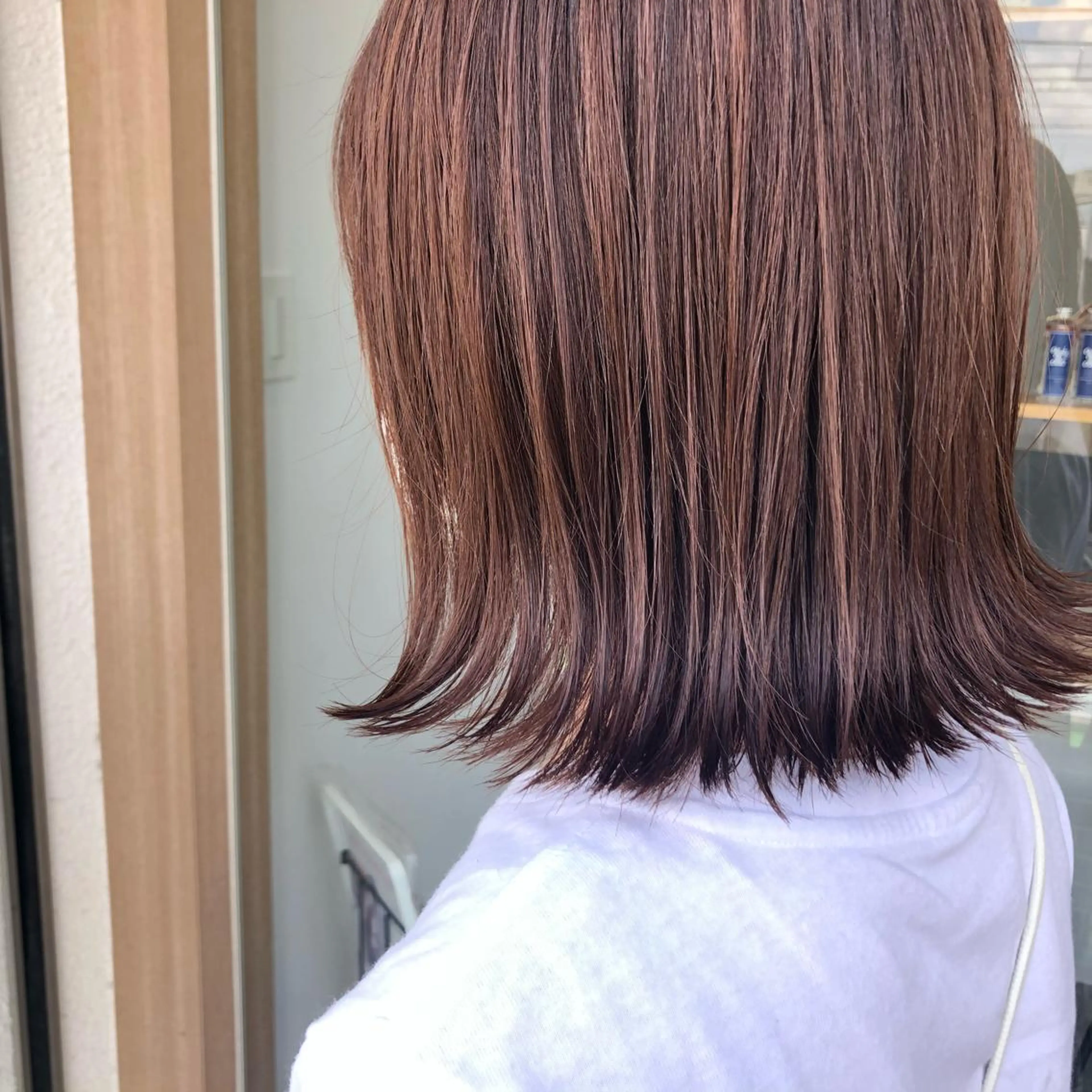 カラー 上平 綾菜のヘアスタイル