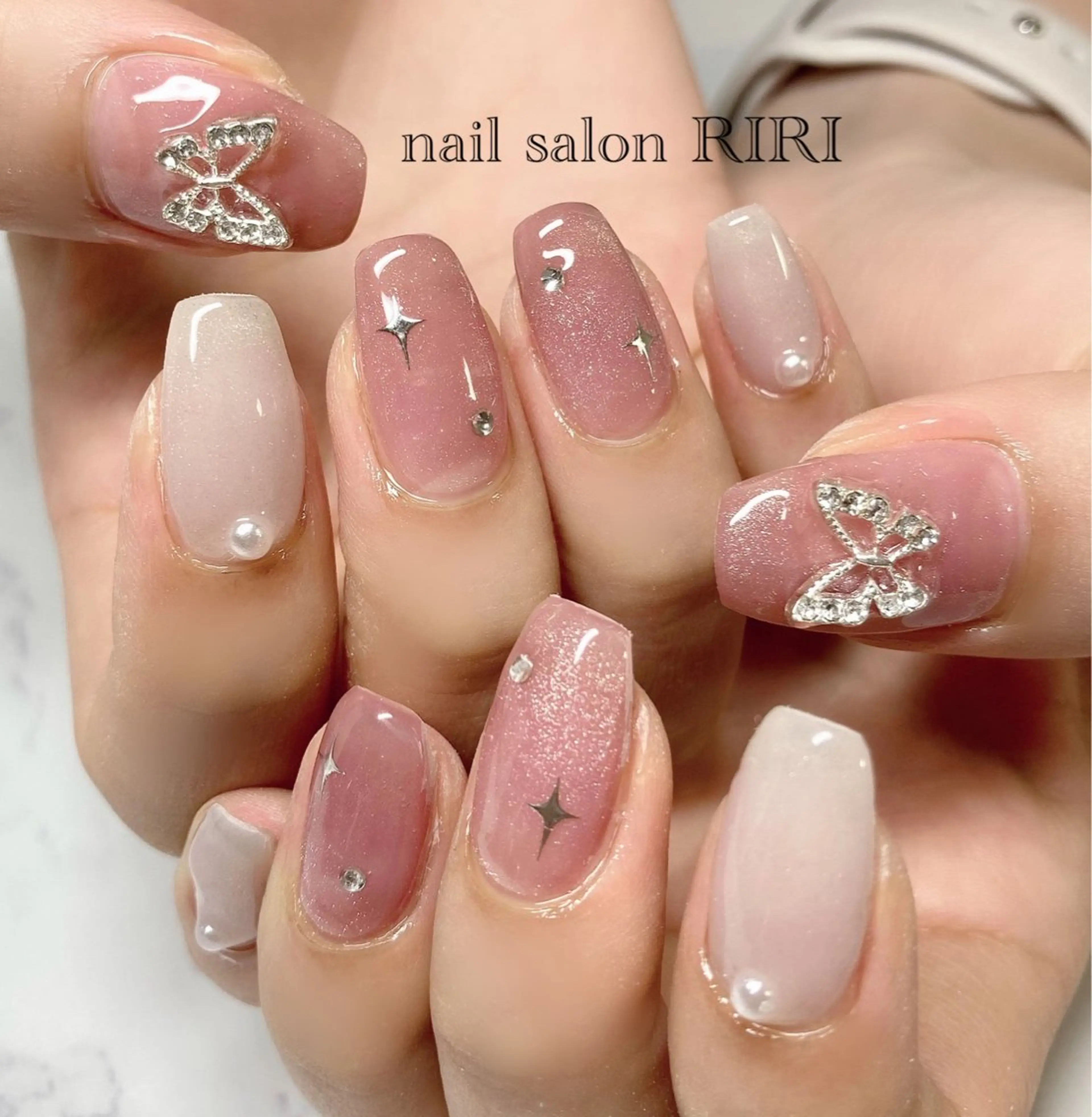 ネイル ワンホンネイル private  nail  salon RIRI所属・RIRI リリのネイルデザイン