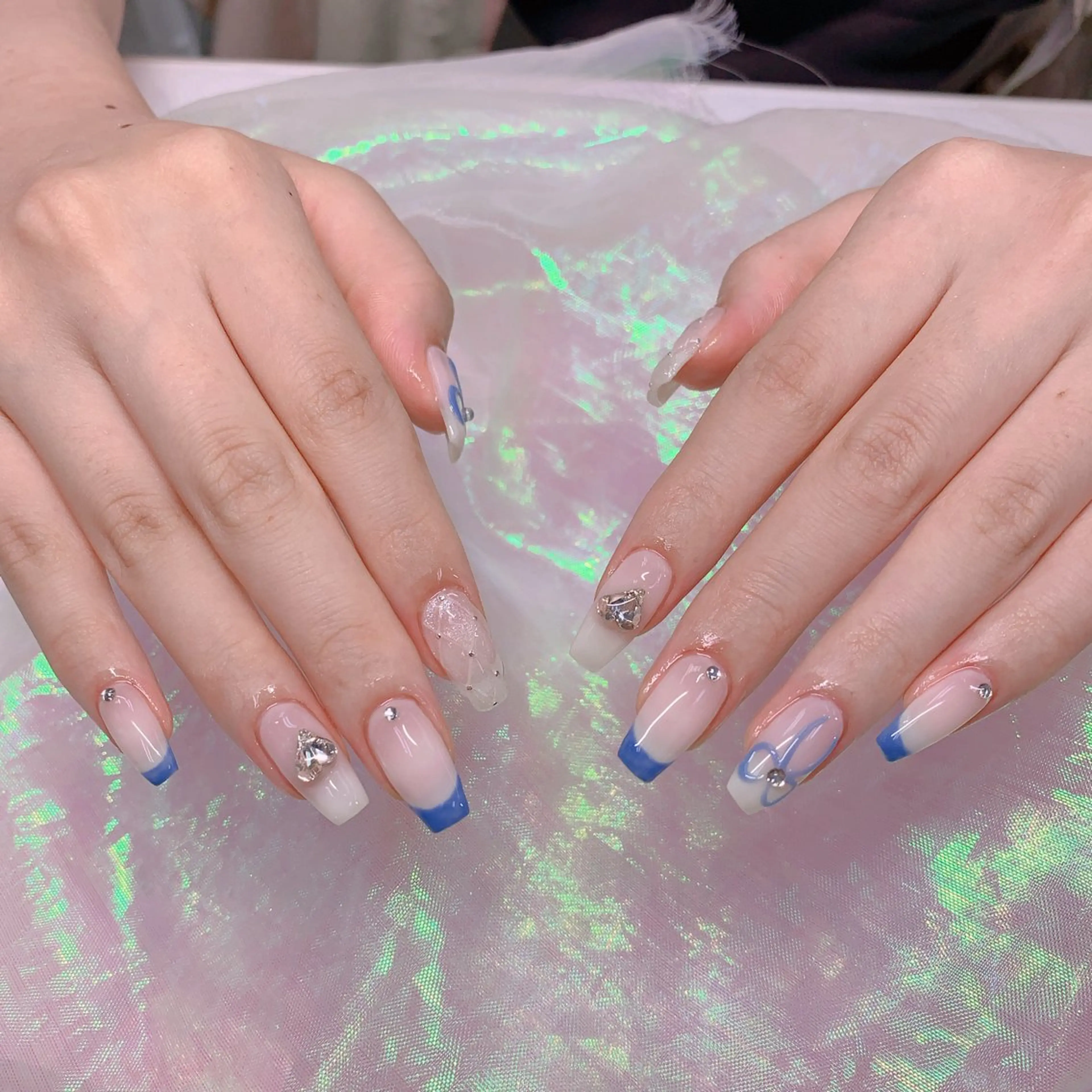 ネイル アートネイル クリアネイル フラッシュネイル フットネイル フレンチネイル ハンドネイル インフィニティ ネイルサロンのネイルデザイン