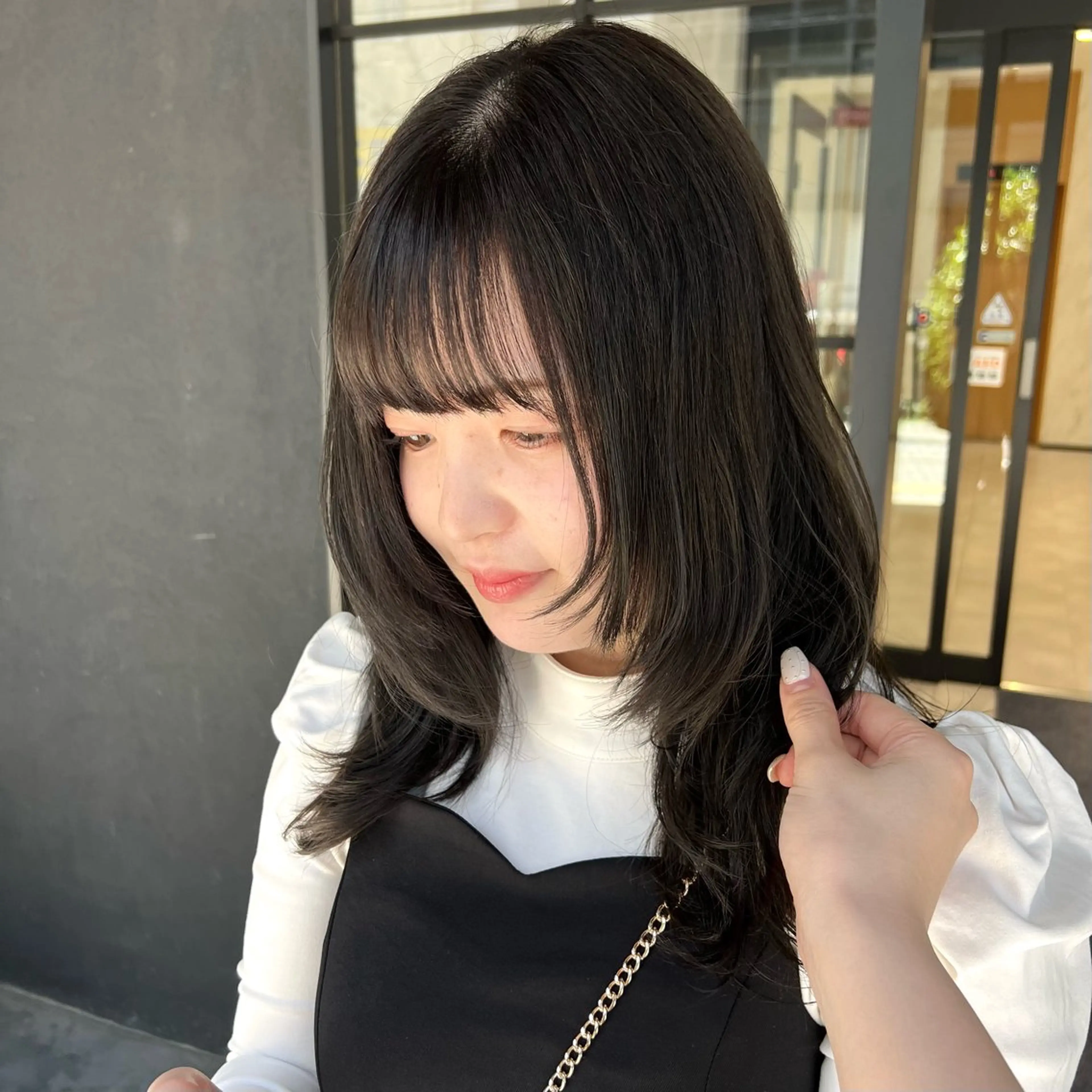 ロング カラー グレージュ Neale. ユメのヘアスタイル