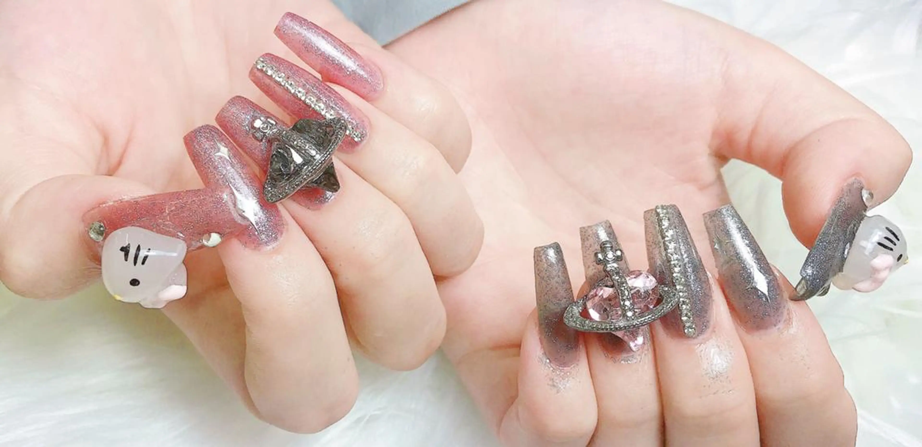 ネイル U nail 🩷 高田馬場店のネイルデザイン