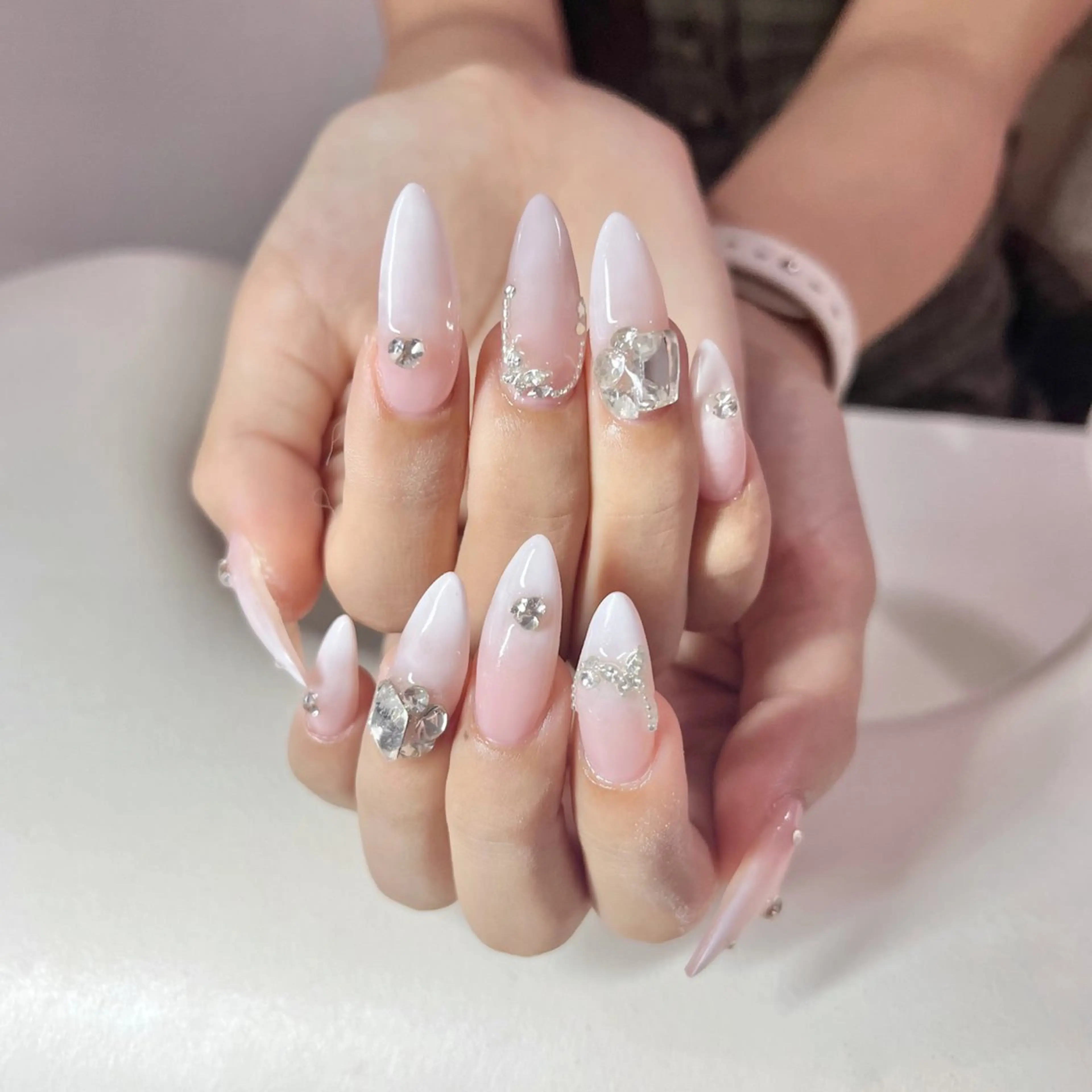 ネイル Luuny nailのネイルデザイン