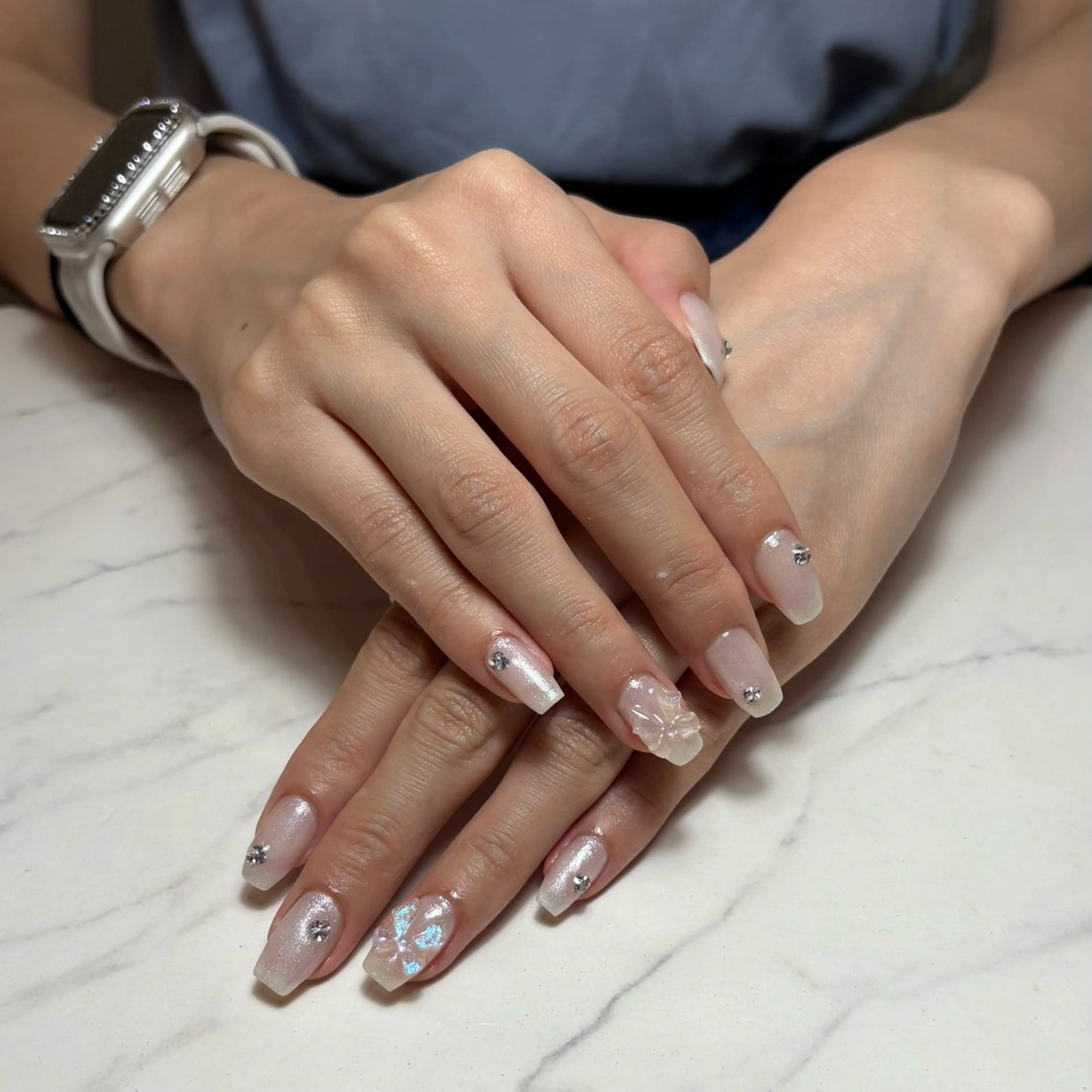 ネイル キラキラネイル 💫 さりのネイルデザイン