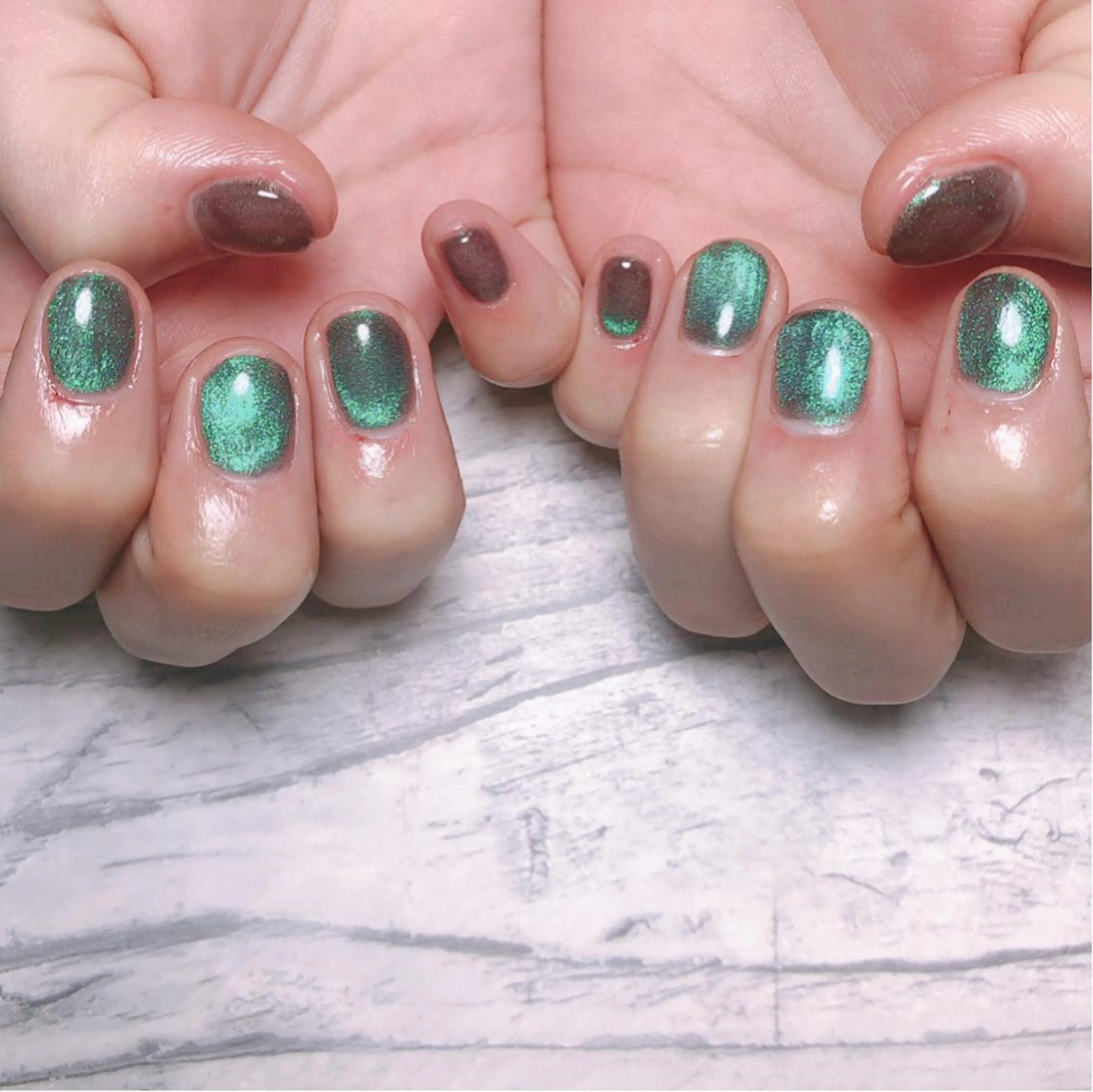 ネイル マグネットネイル 個室ネイルサロンDolly  Girl〜ドーリーガール〜所属・DollyGirl KYOKOのネイルデザイン