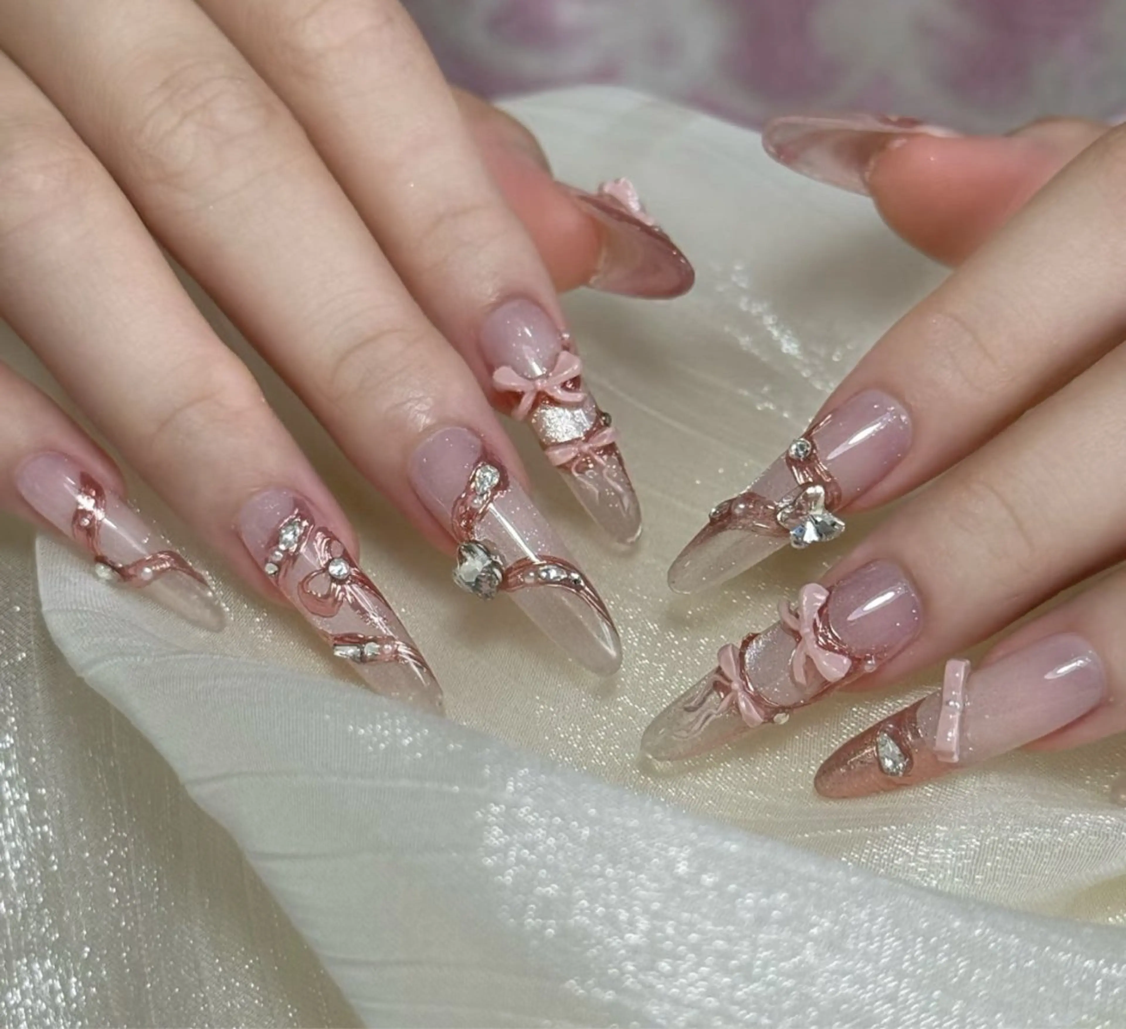 ネイル 櫻井 奈美子のネイルデザイン