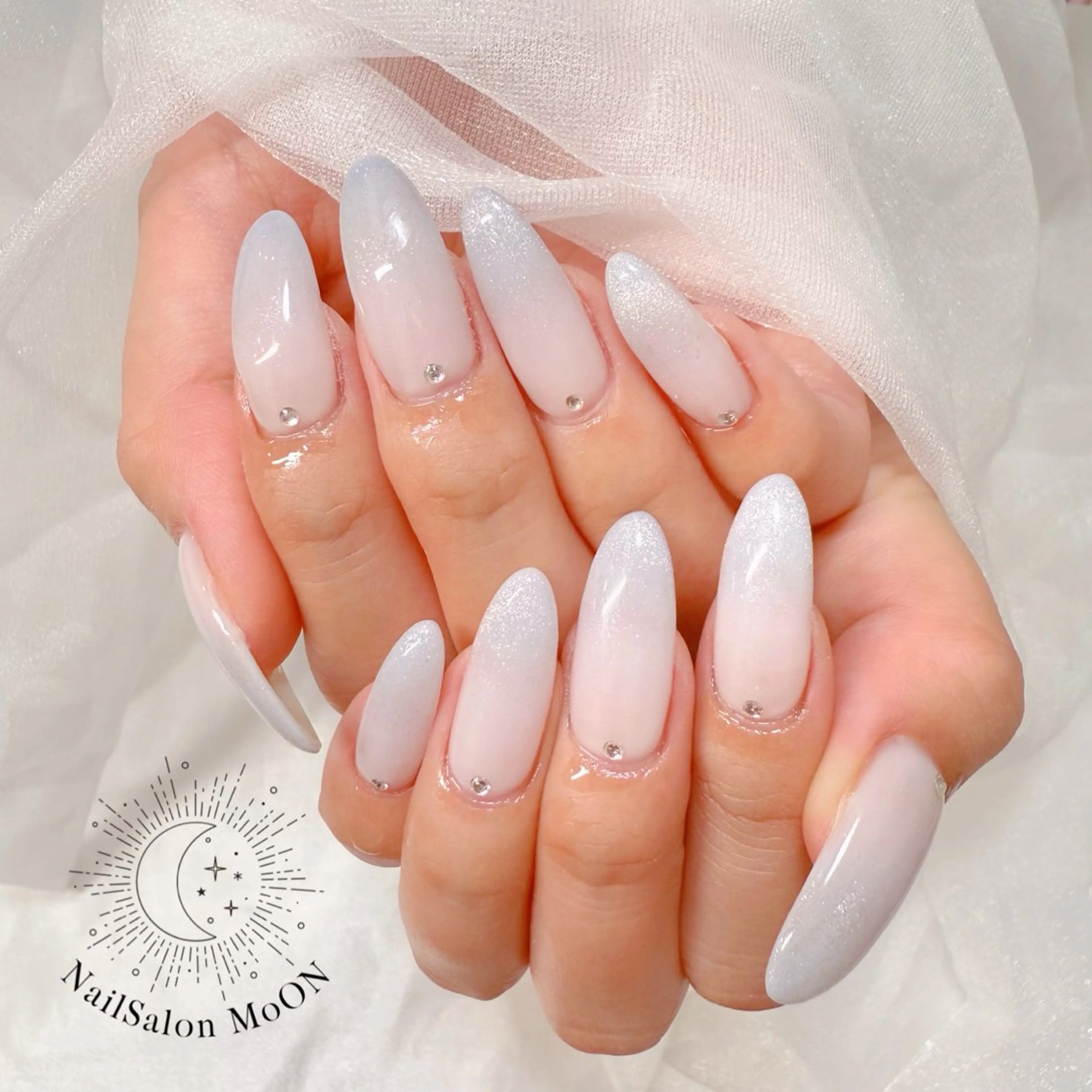 ネイル ハンドネイル ハンドケア MoON...❤︎ MeGuのネイルデザイン