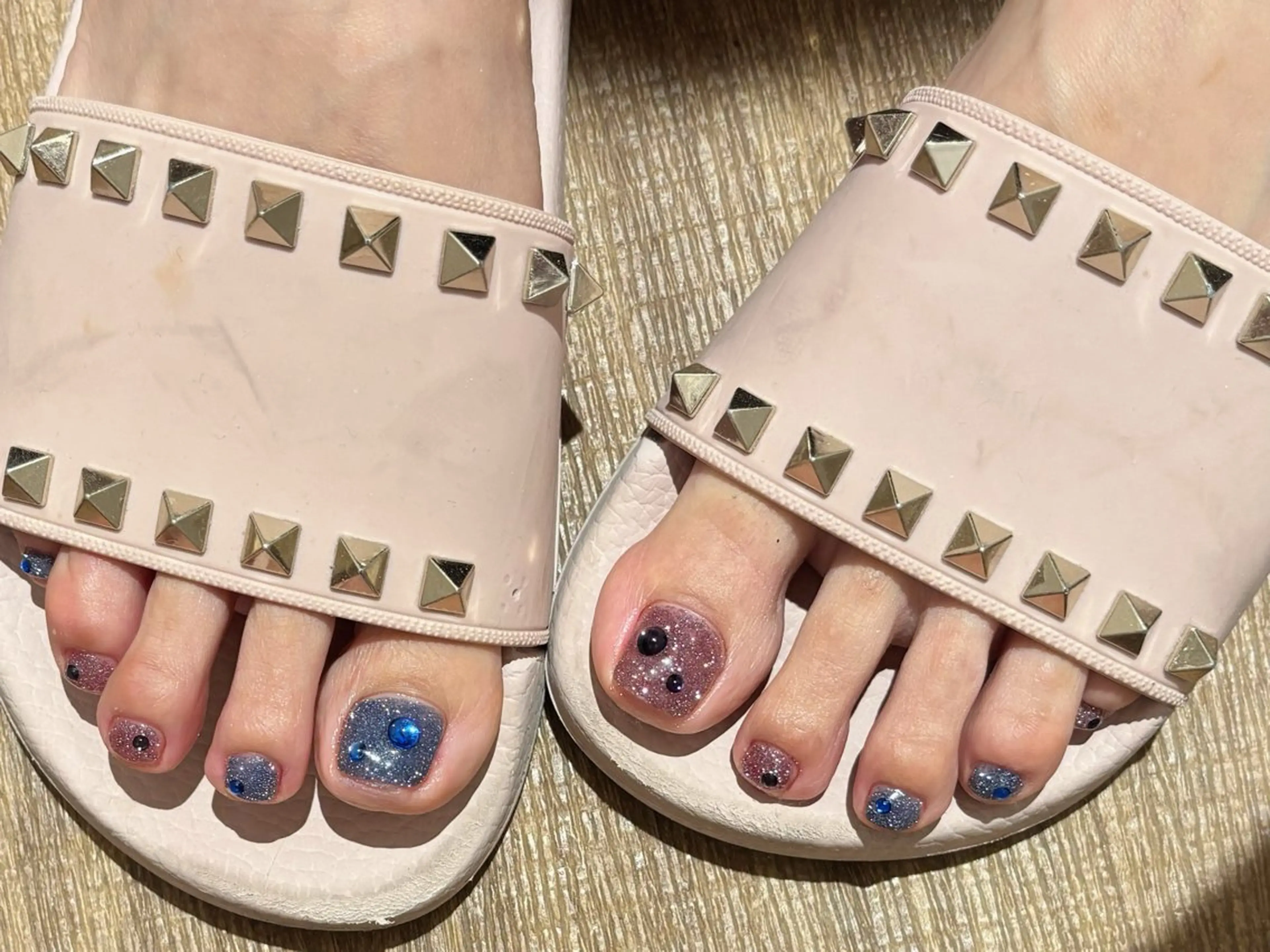 ネイル フットネイル Nail •Head スパFortunaのネイルデザイン