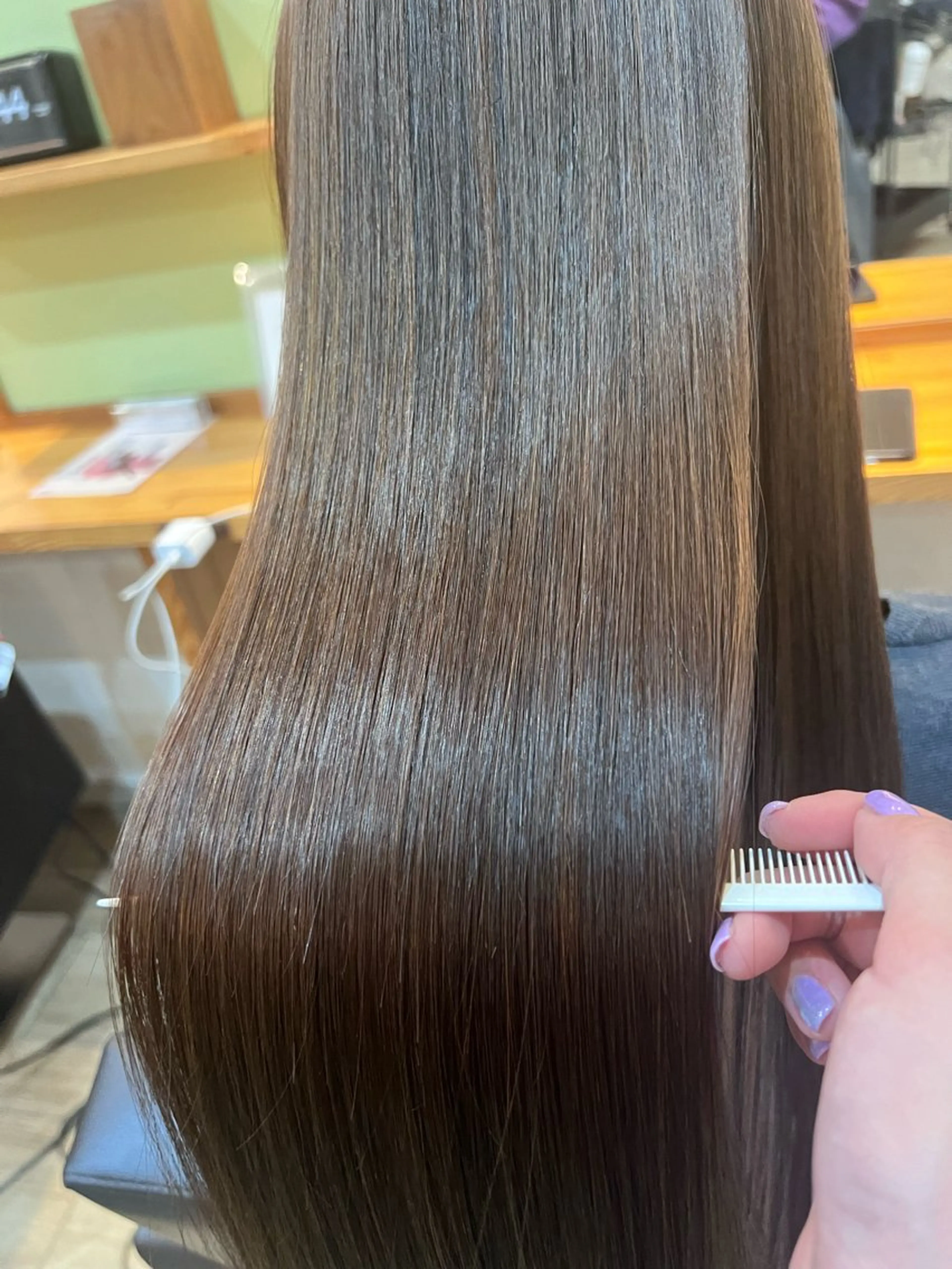 ロング 山下 美耶のヘアスタイル