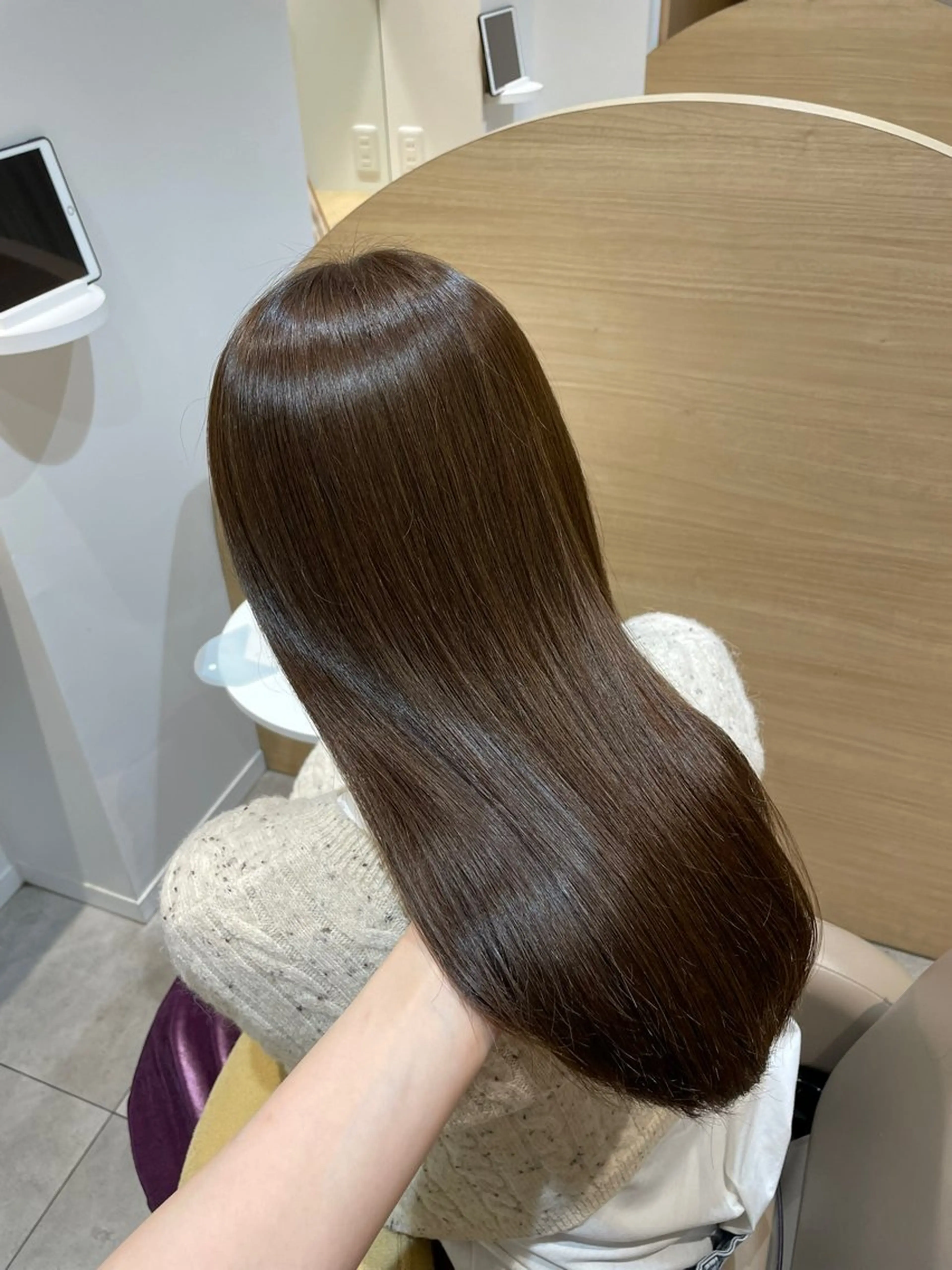 ロング カラー アッシュ オリーブアッシュ MIKU .のヘアスタイル