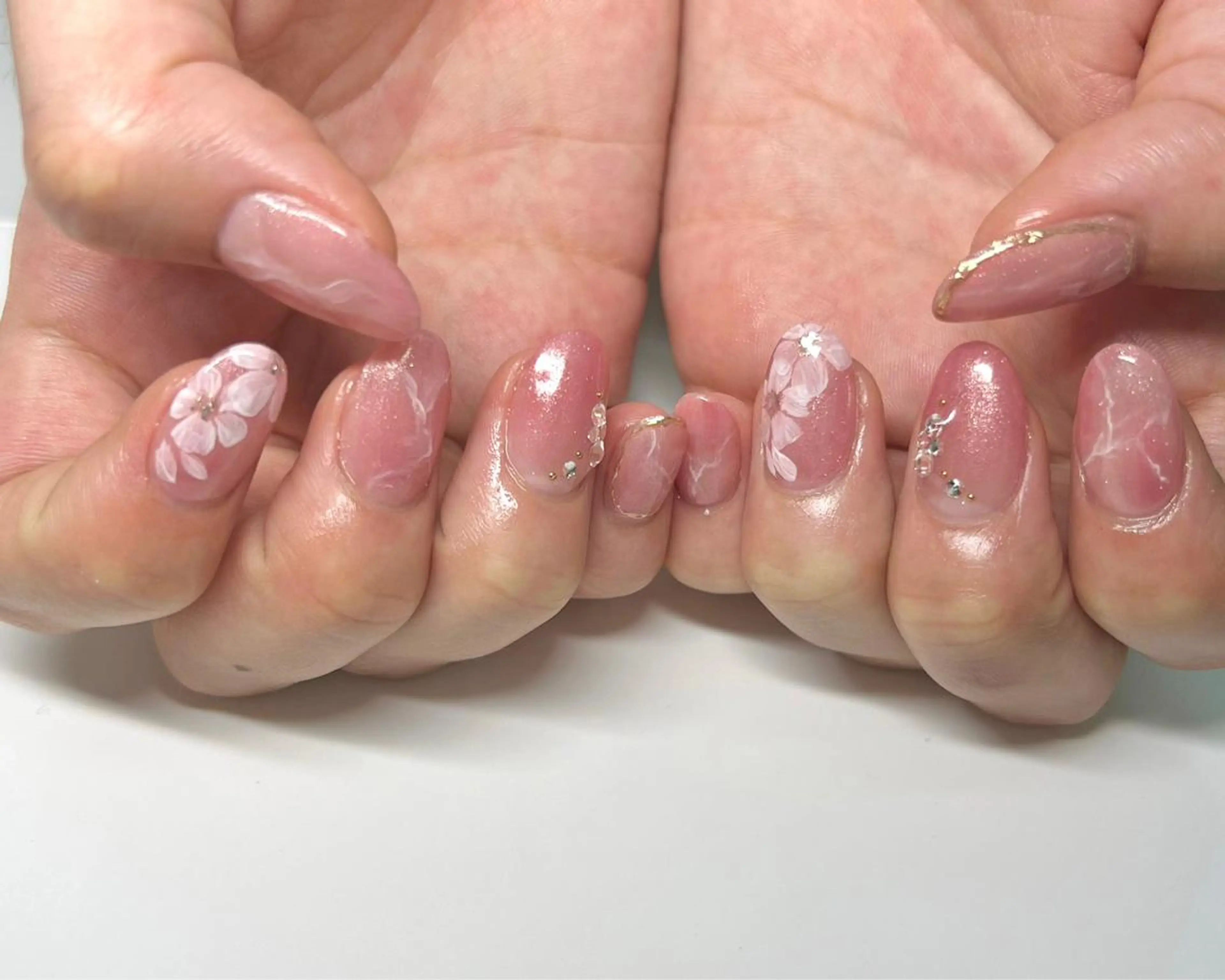 ネイル Alohi nail salonのネイルデザイン