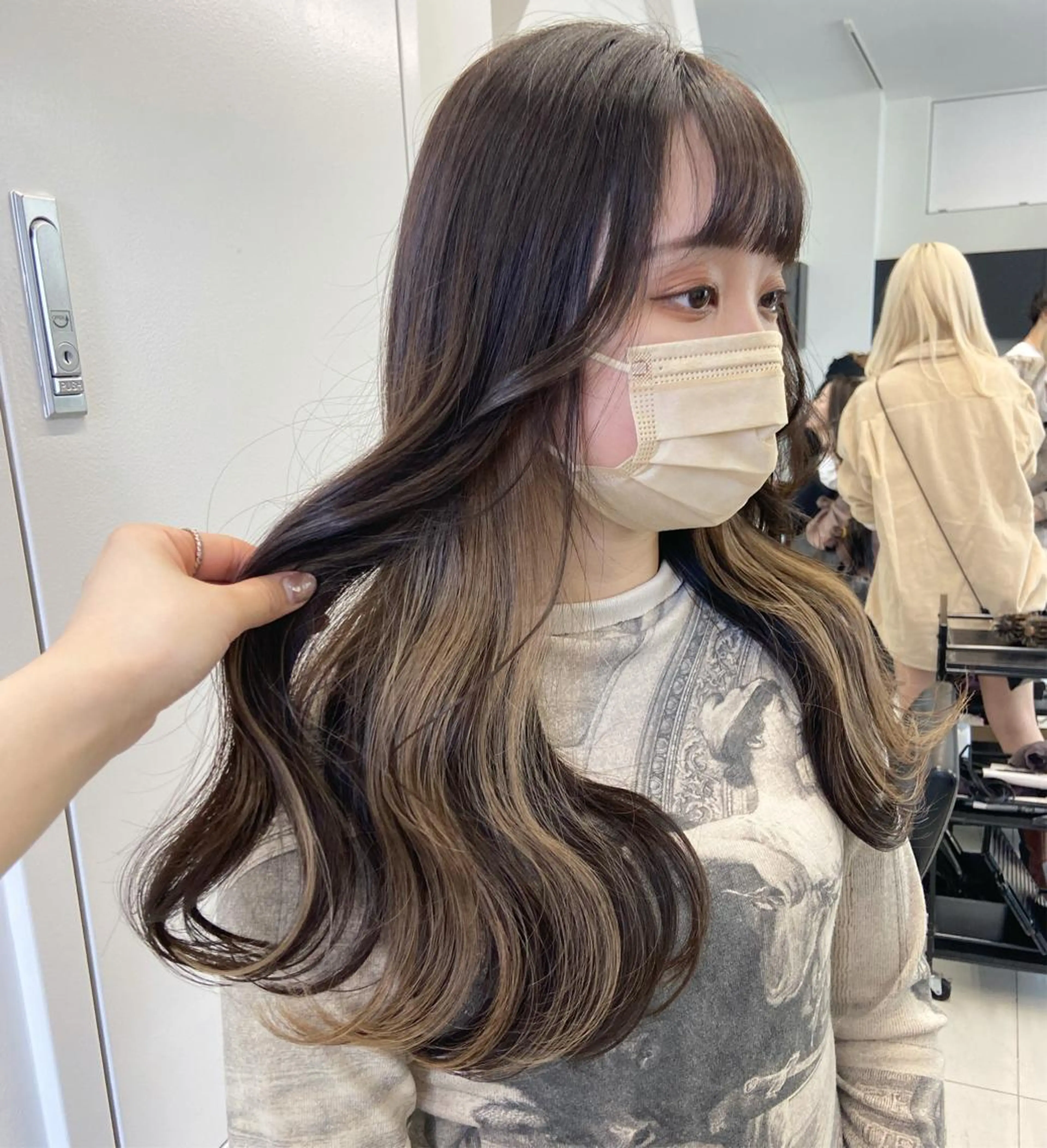 ロング 韓国レイヤー/ヘア カラー🎀ayamiのヘアスタイル
