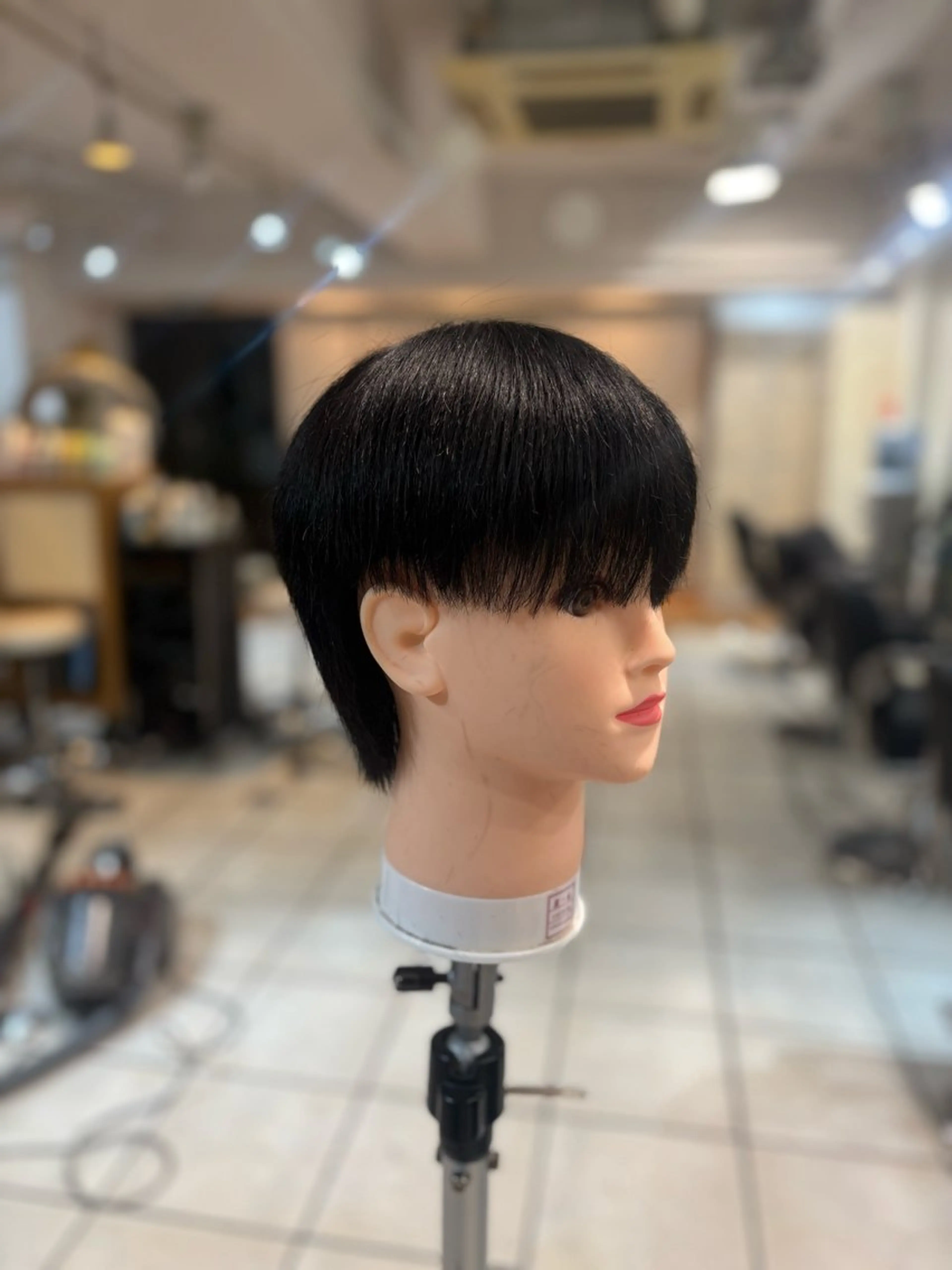 メンズ センターパート マッシュウルフ マッシュ メンズショート スパイキーショート カット insence glue所属・売上チェック課題中 🔥／小林眞澄のヘアスタイル