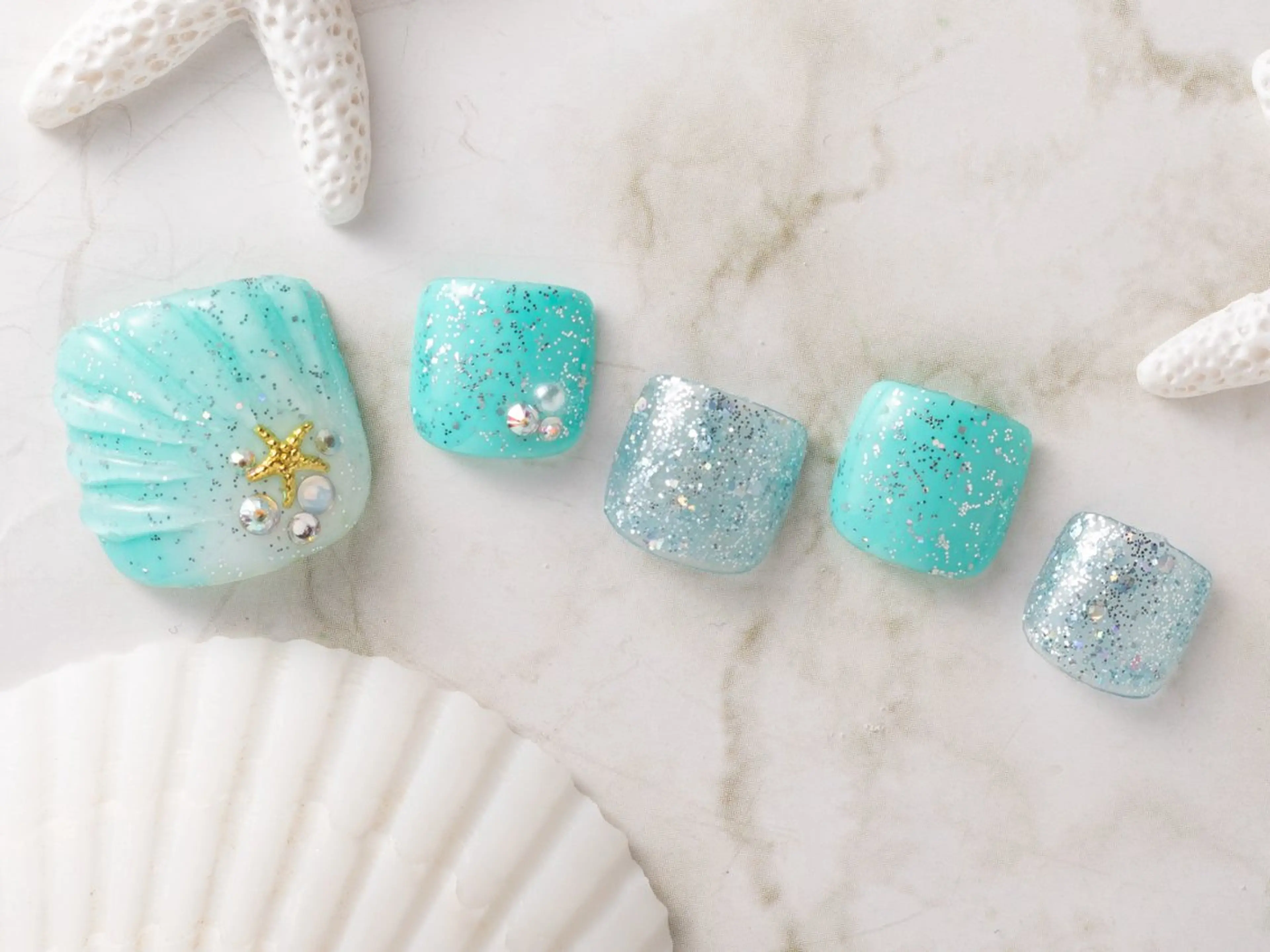 ネイル NailSalon MAHINAのネイルデザイン