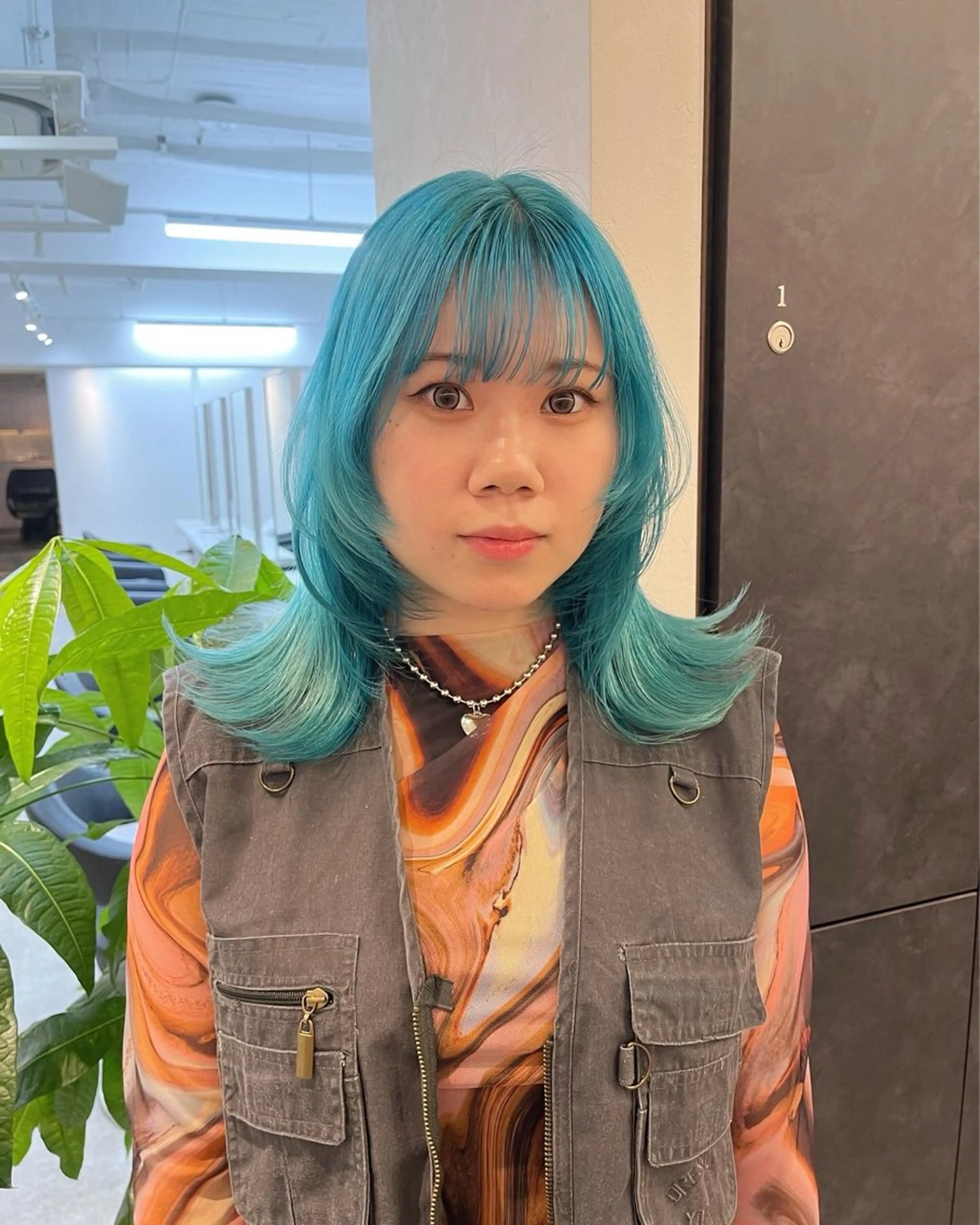 ミディアム カラー カット ヘアカラー トリートメント Viot 銀座 樋口 桃佳のヘアスタイル