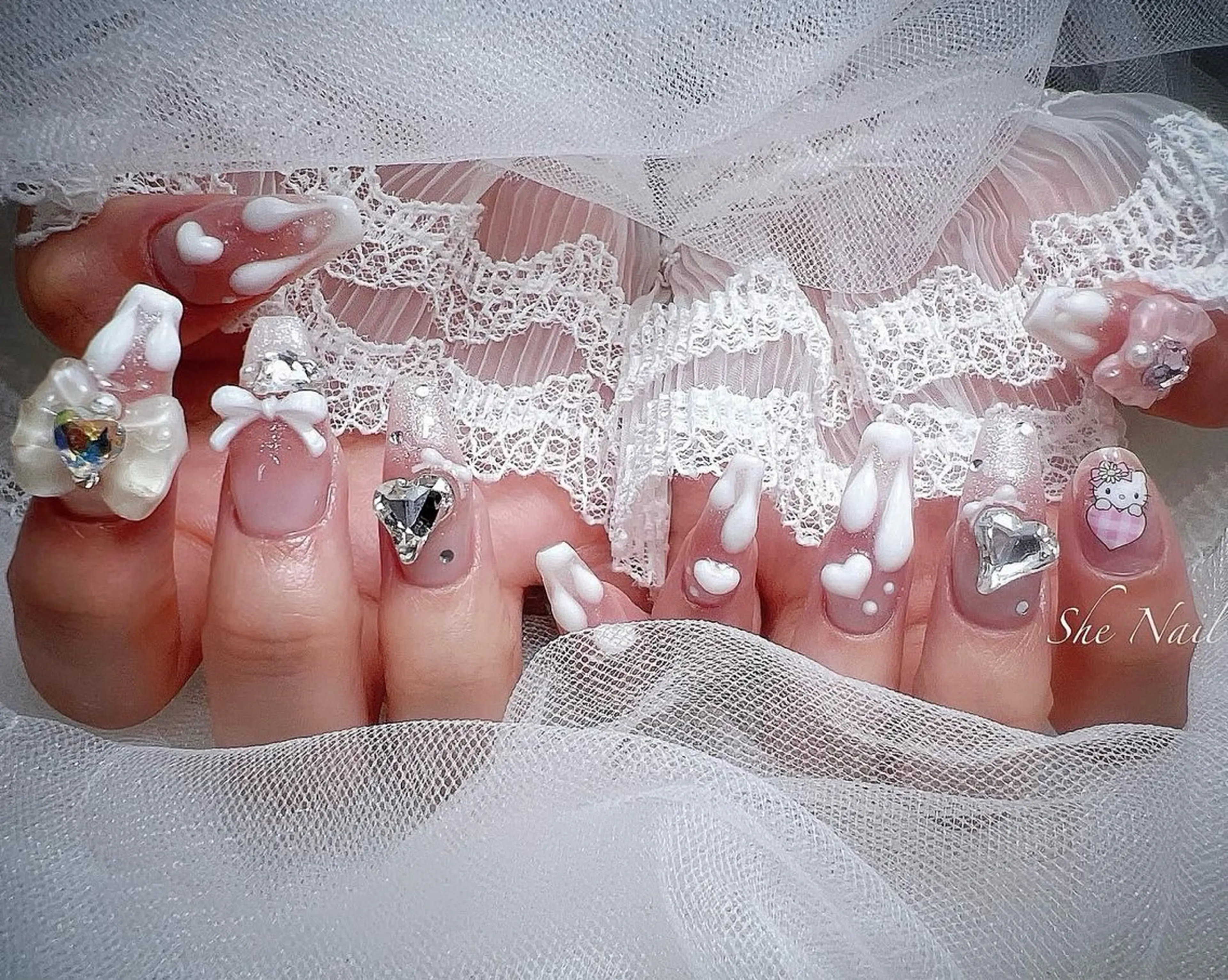 ネイル チークネイル 長さ出し フレンチネイル マグネットネイル 持ち込み She_nail所属・LSA_ BELLAのネイルデザイン