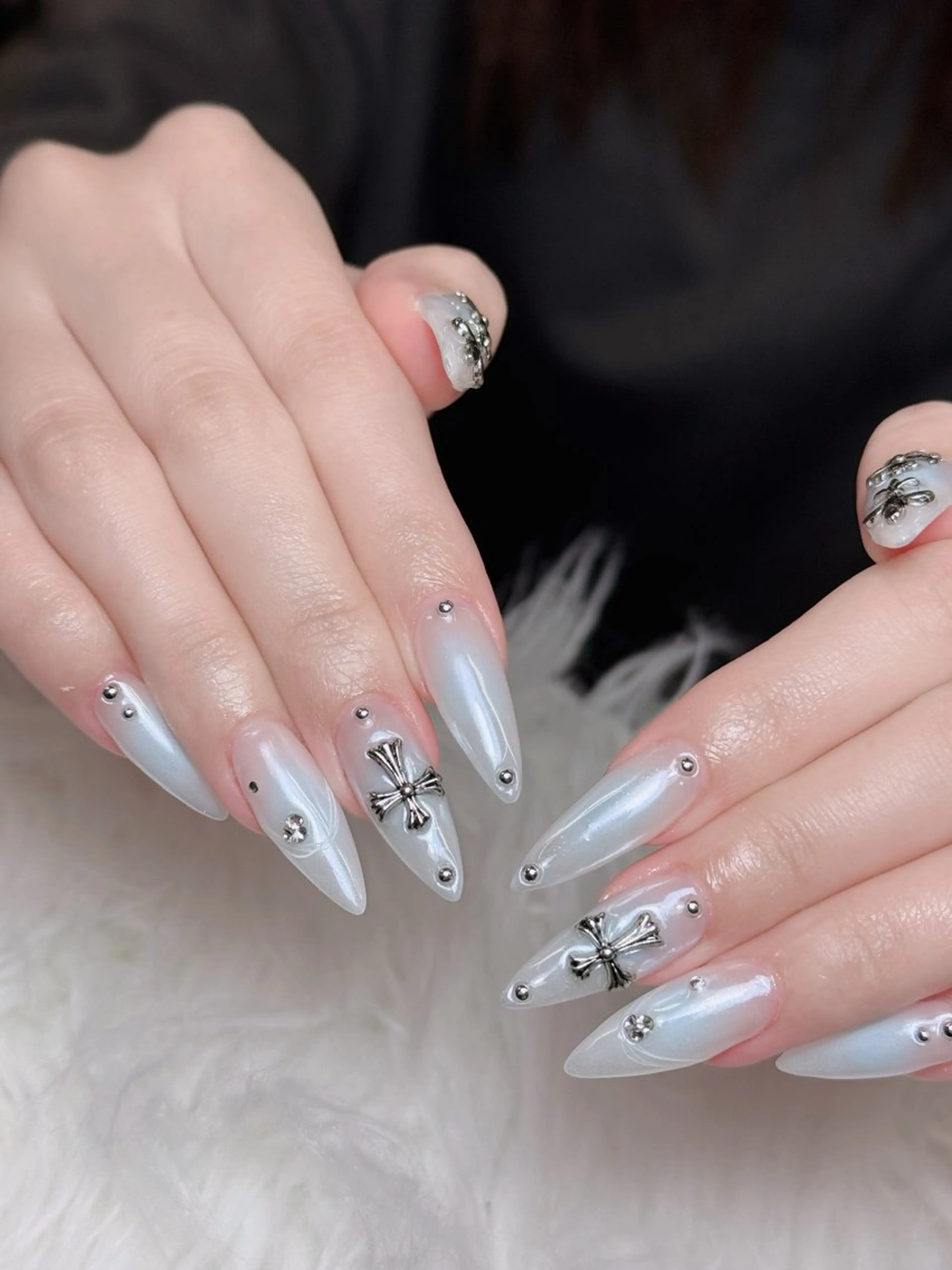 ネイル オーロラネイル チークネイル 長さ出し フレンチネイル ハロウィン ハンドネイル Emi Shinokuboのネイルデザイン