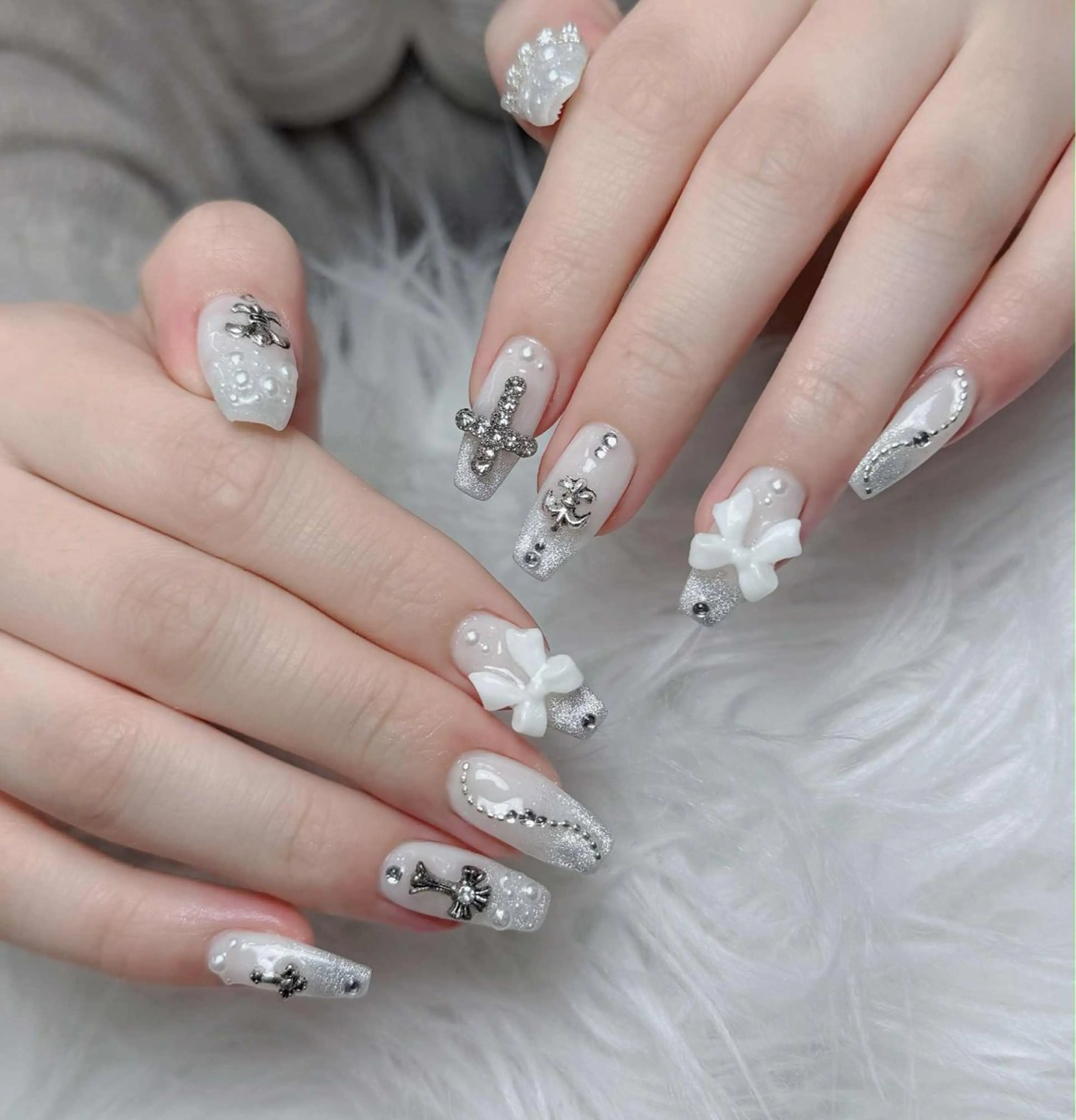 ネイル アートネイル フレンチネイル ジェルネイル 韓国ネイル マグネットネイル ハンドネイル Lenie Nailsのネイルデザイン