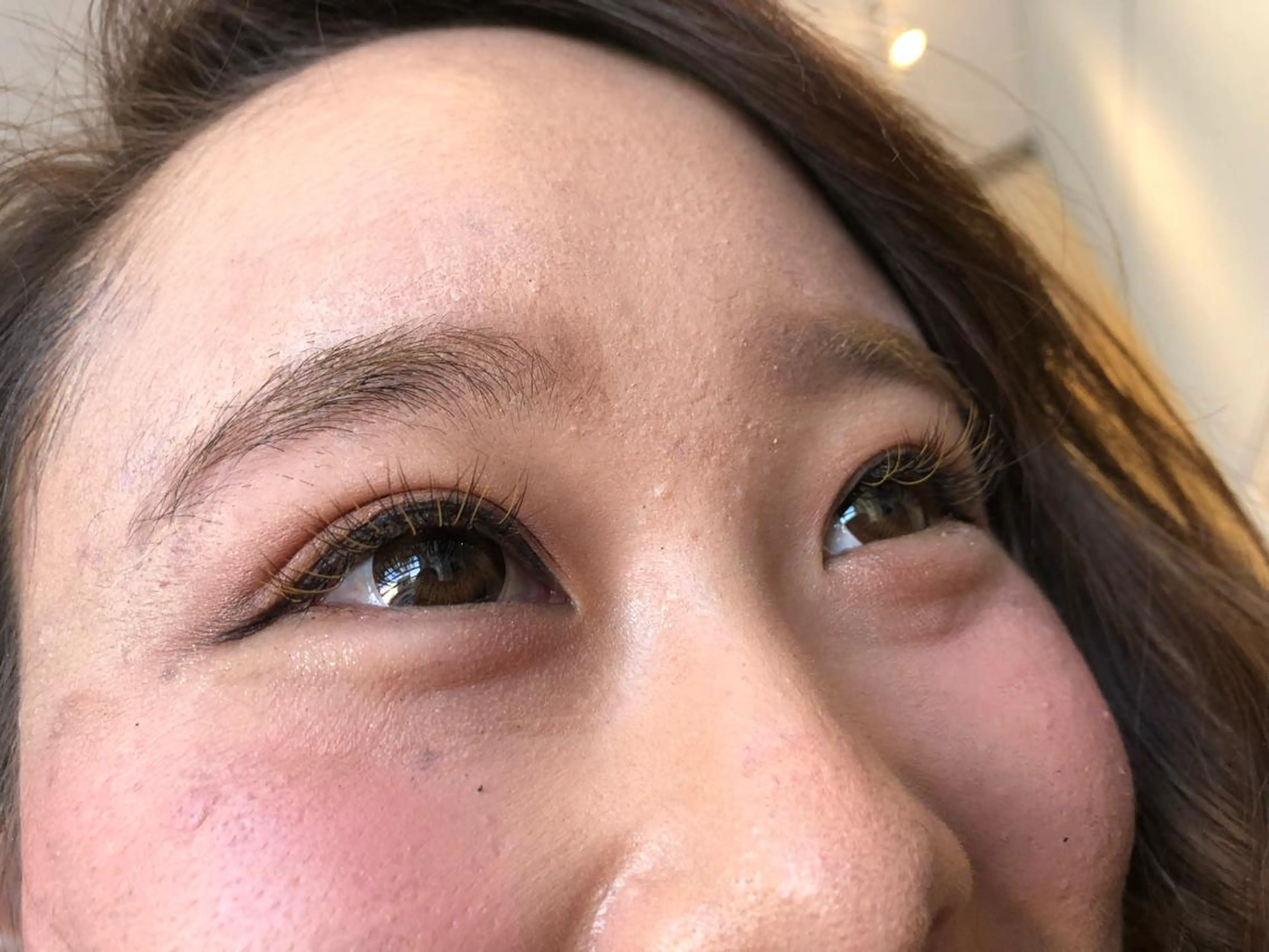 マツエク・マツパ カラーマツエク 白髪ぼかしハイライト めさきすずなのヘアスタイル