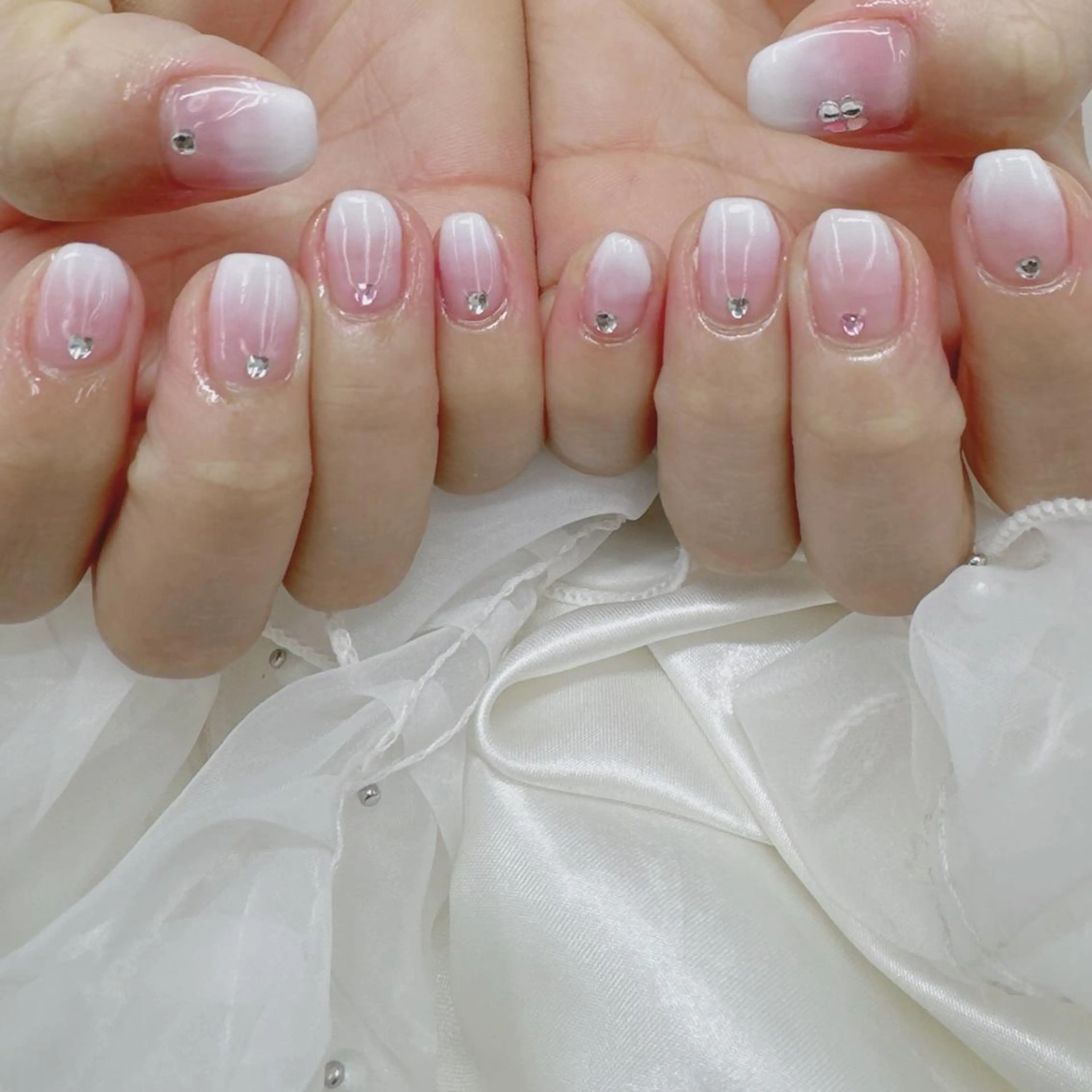 ネイル Nail salon Honey Beeのネイルデザイン