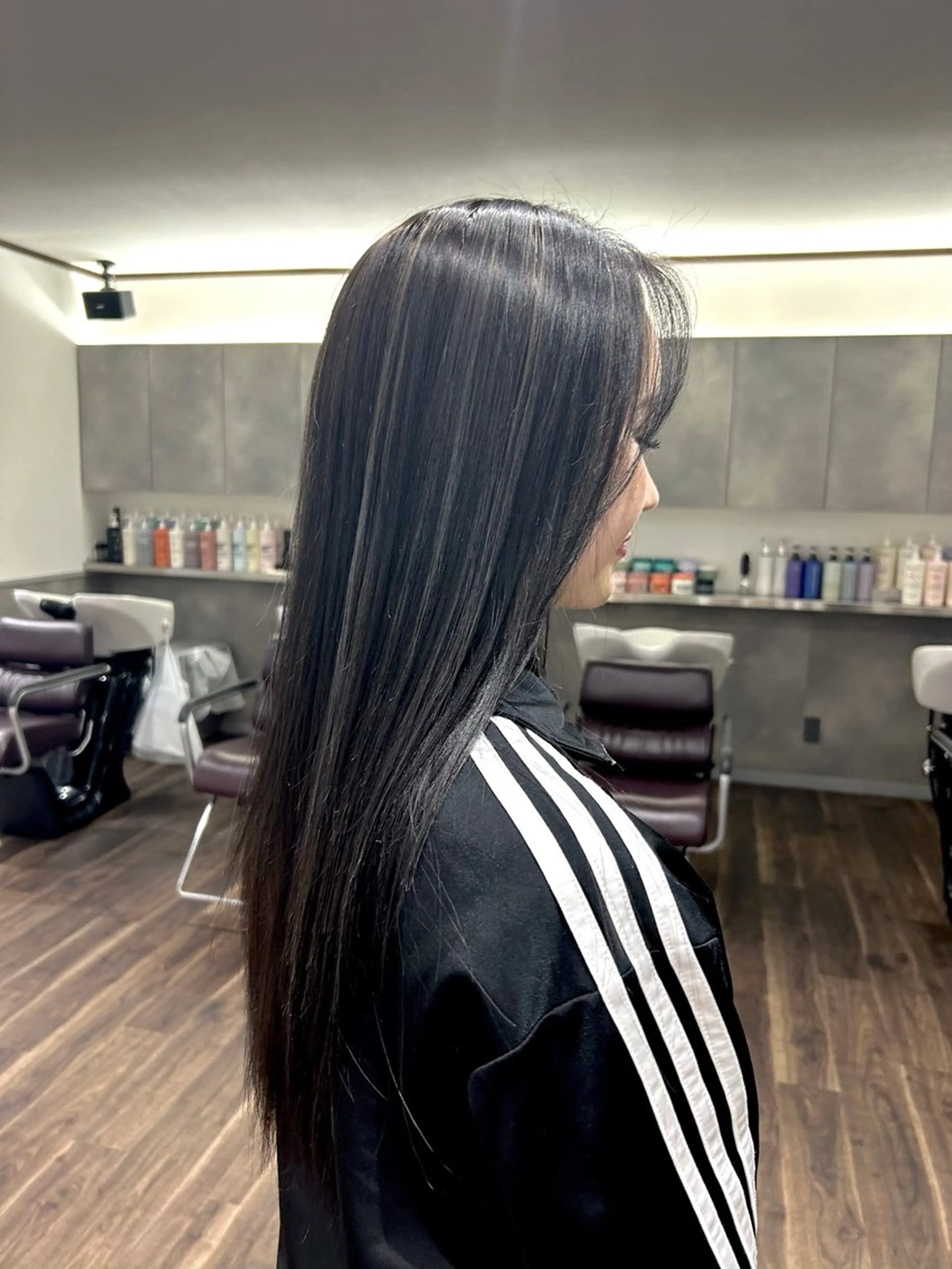 ロング カラー ハイライトカラー シルバー ハイライト LA PENSEE BRUN/ゆりかのヘアスタイル