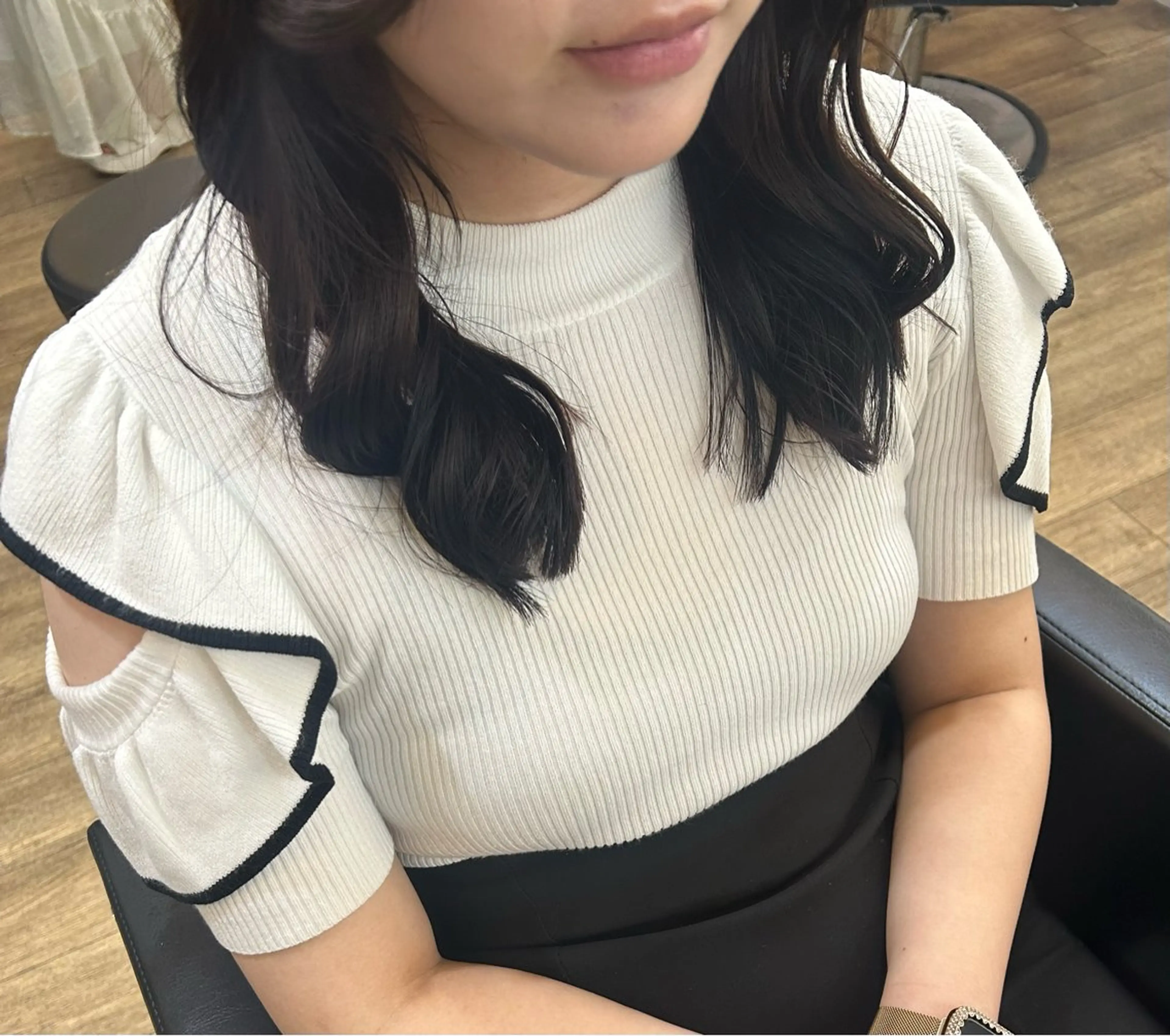 ミディアム ボブ くびれヘア 顔周りカット 韓国風ヘア レイヤーカット ブリーチなしベージュ /ヘアセット/ミユのヘアスタイル