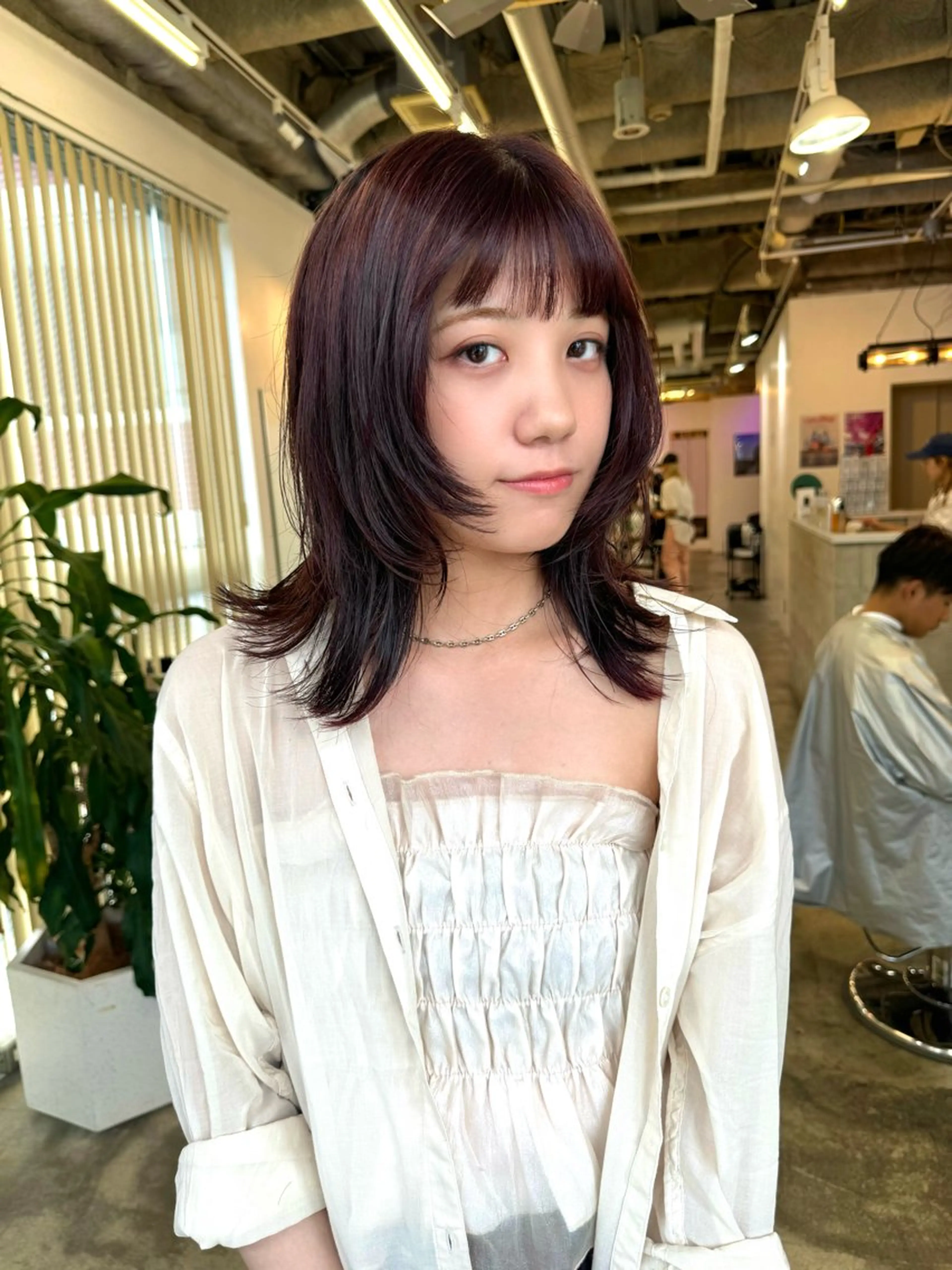 ミディアム カット ヘアカラー トリートメント 小森 祐希のヘアスタイル