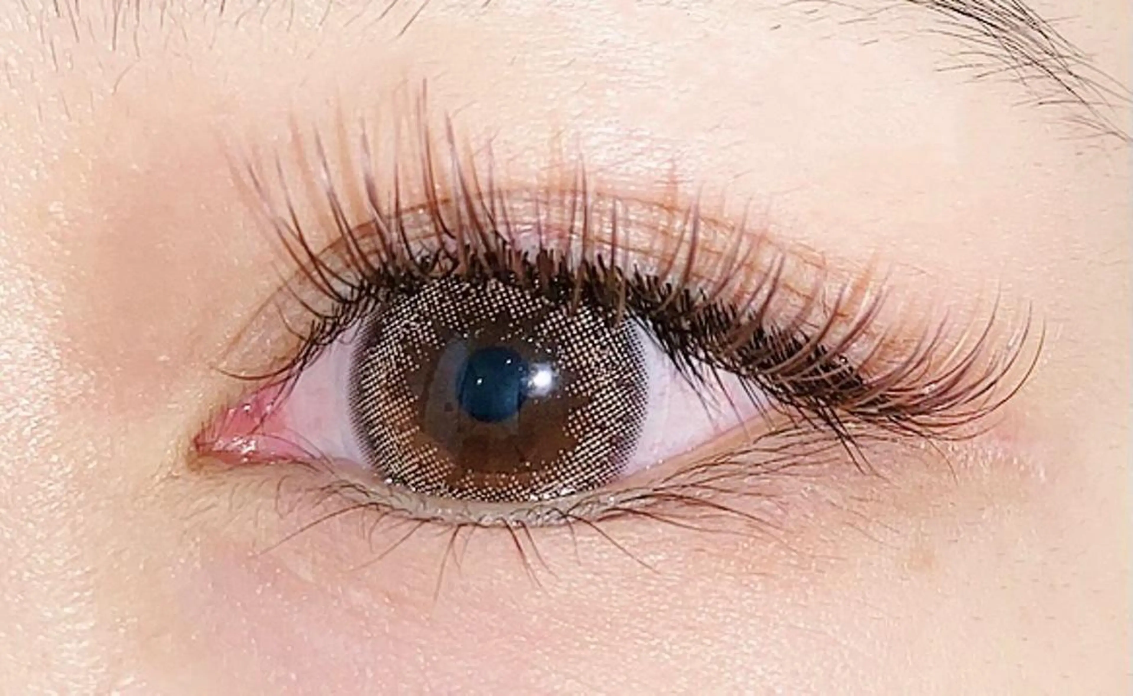 マツエク・マツパ カラーマツエク 関口あや 🖤Be__ 中目黒のマツエク・マツパデザイン