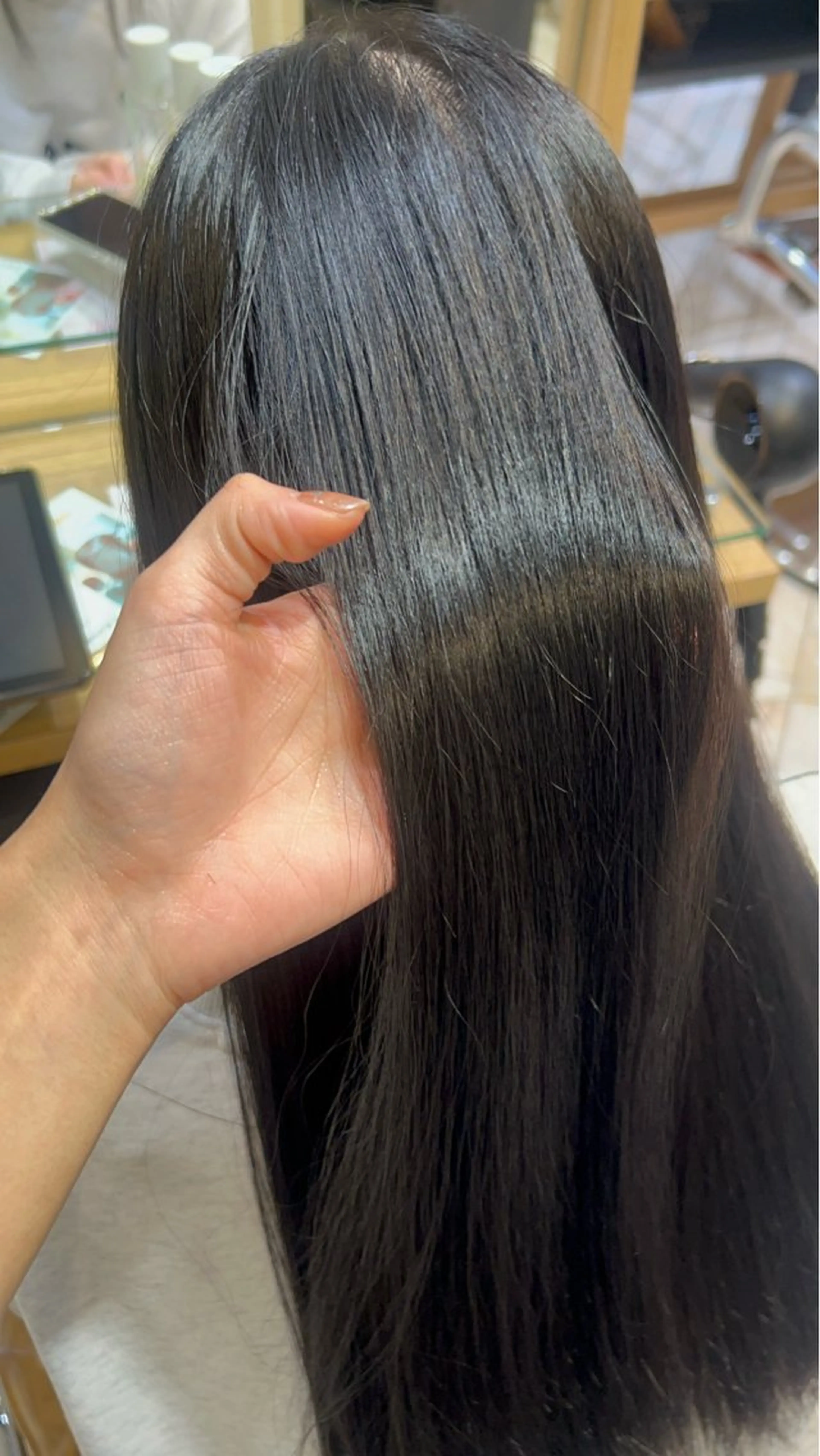 [平日限定🦋寒色カラー🦋当日予約🆗の写真