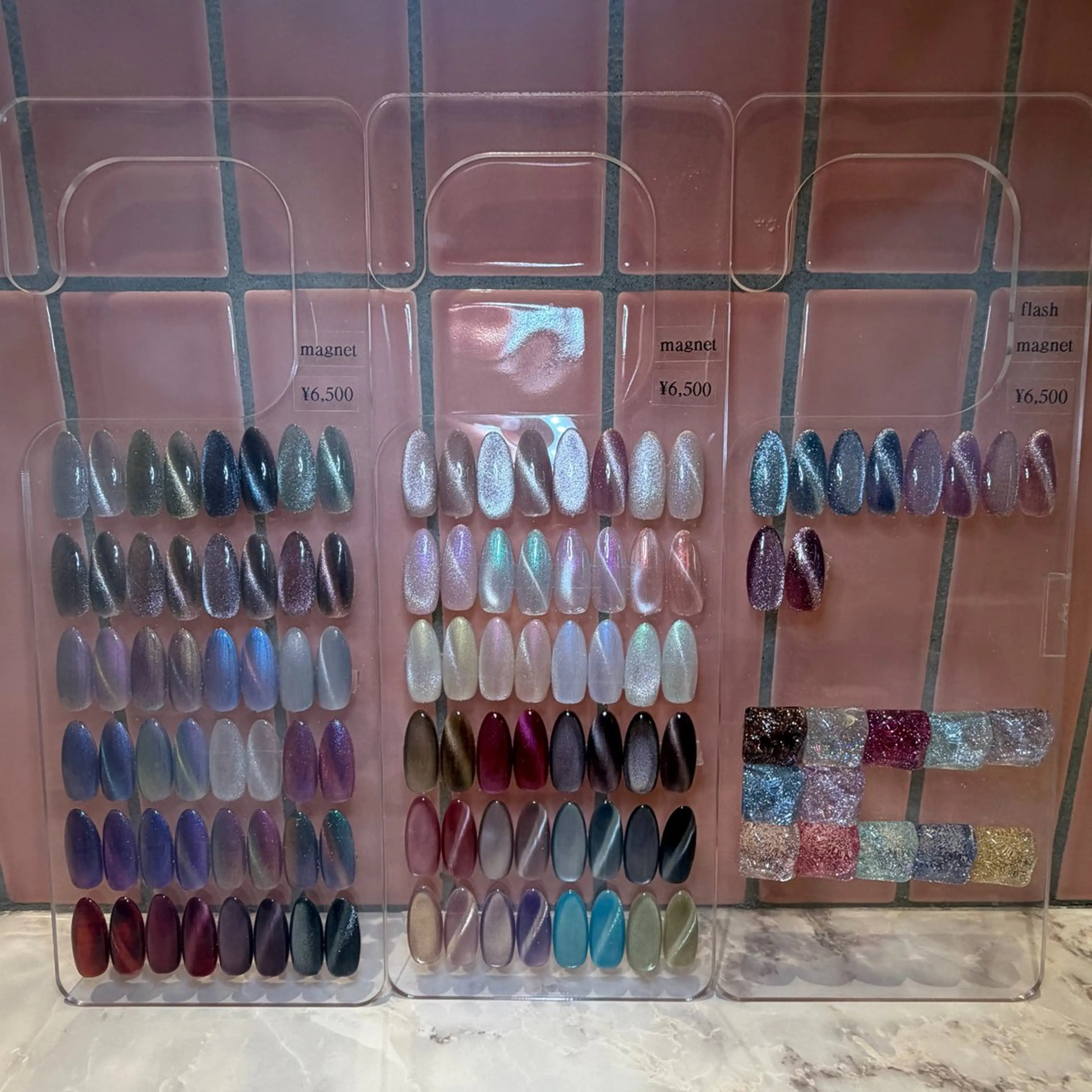 ネイル ハンドネイル ハンドケア she nail studio所属・room 410のネイルデザイン