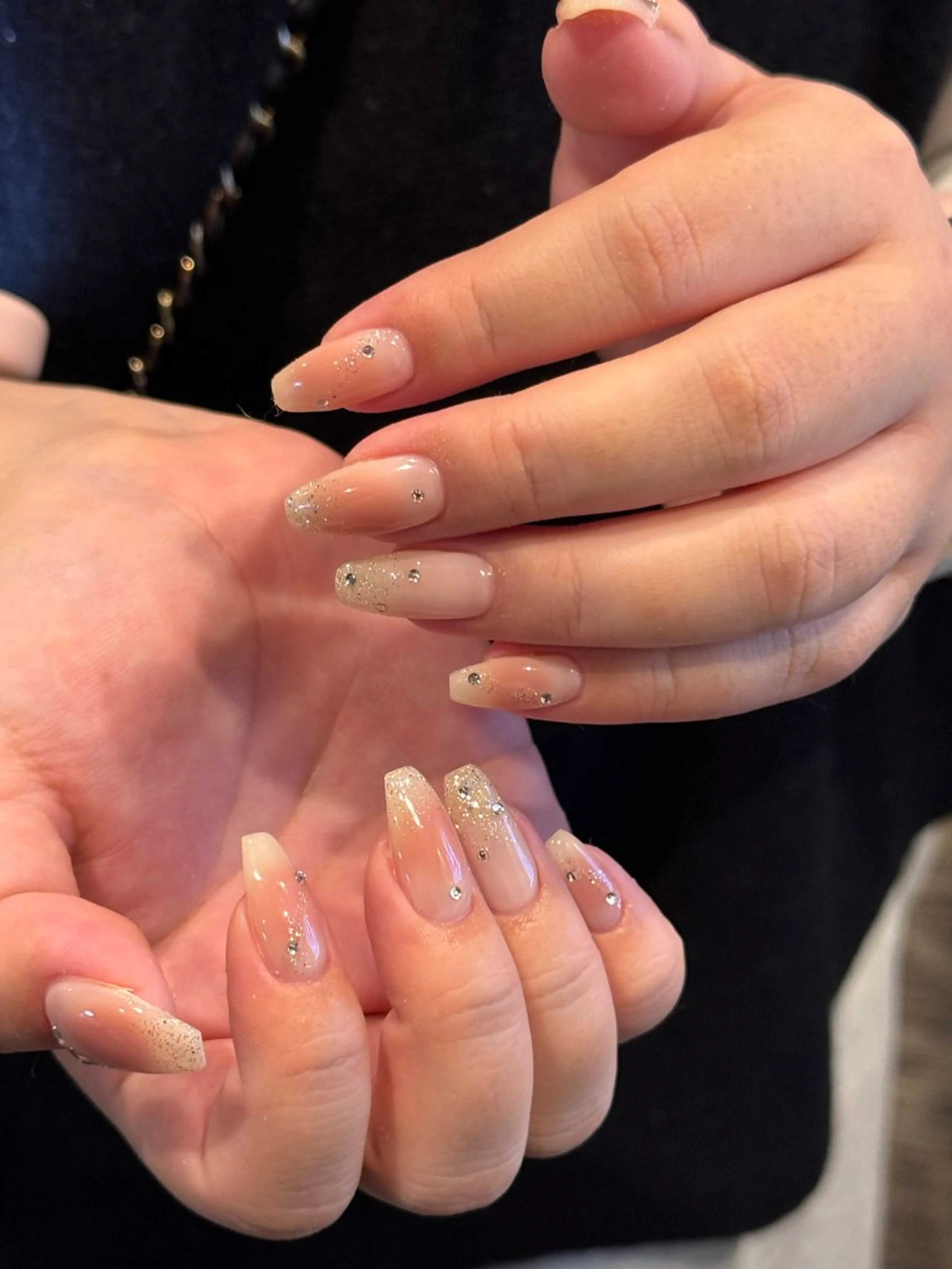 ネイル チークネイル マグネットネイル ワンカラーネイル ハンドネイル Nobody_ Karenのネイルデザイン