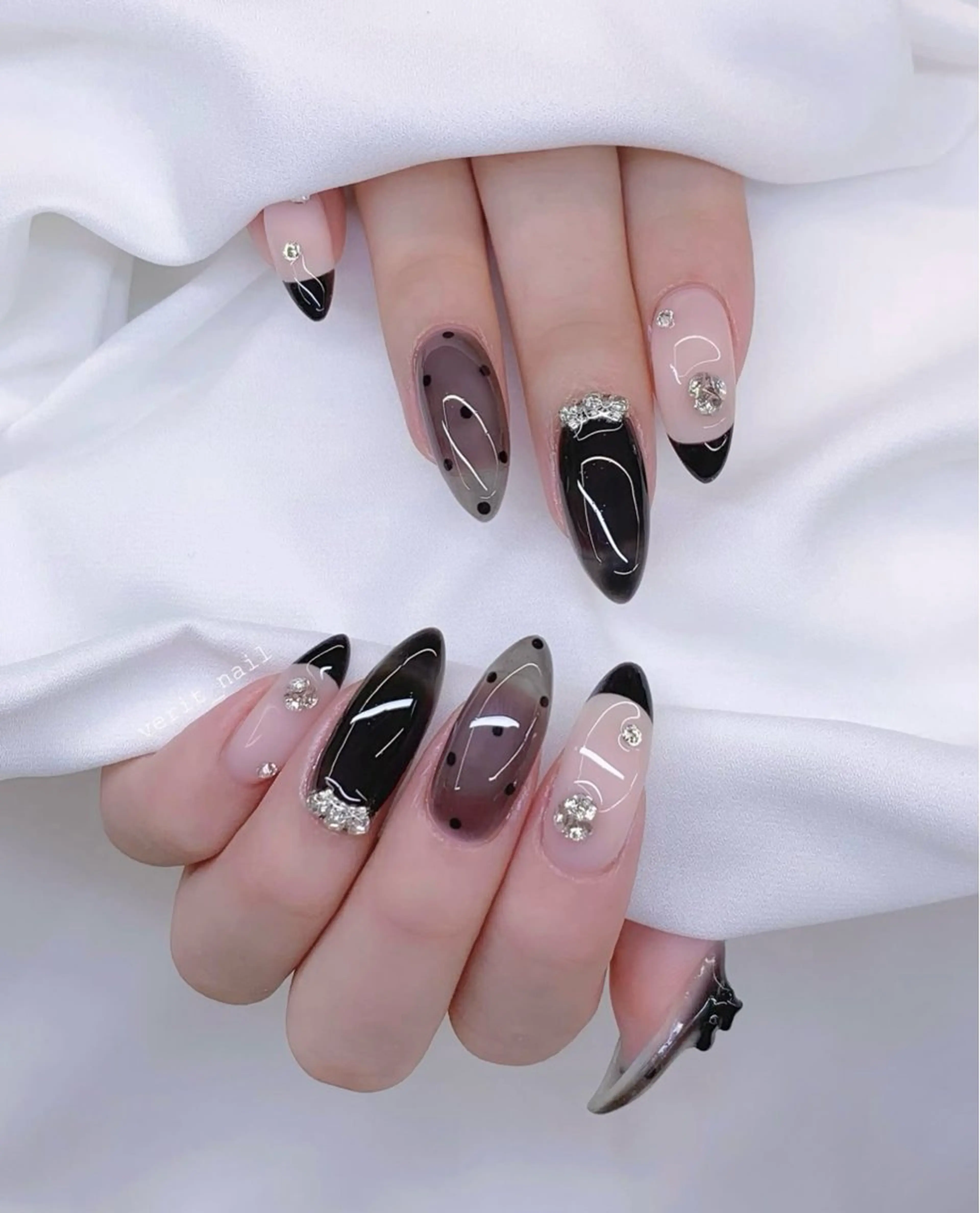 ネイル 韓国ネイル 持ち込み ニュアンスネイル ネイルチップ ハンドネイル TABI ANA.CHUOのネイルデザイン