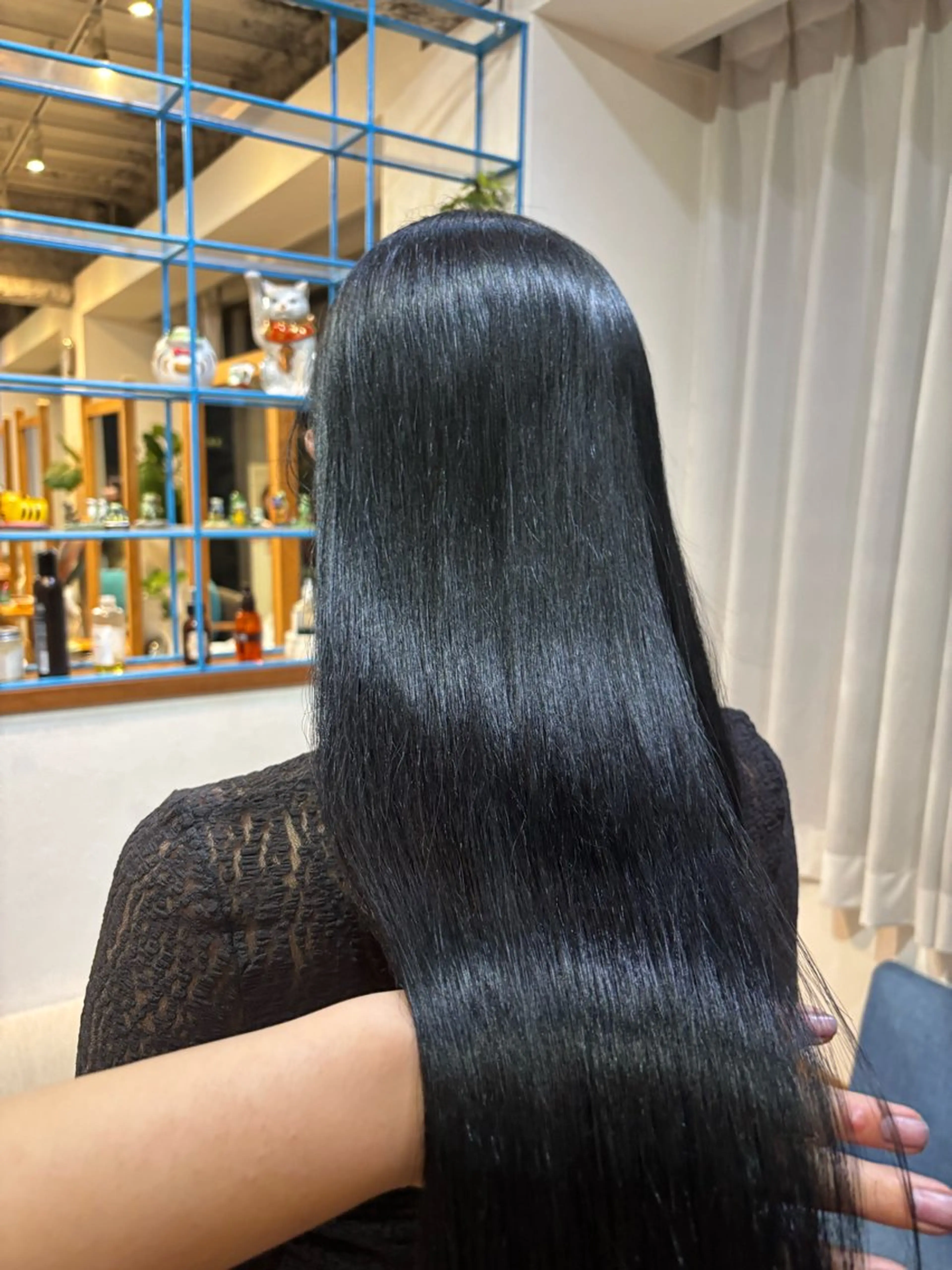 ロング カラー 黒髪 ブリーチ ブルーカラー ブルーブラック カット ヘアカラー トリートメント RINNO🌷艶髪/ 艶カラーのヘアスタイル