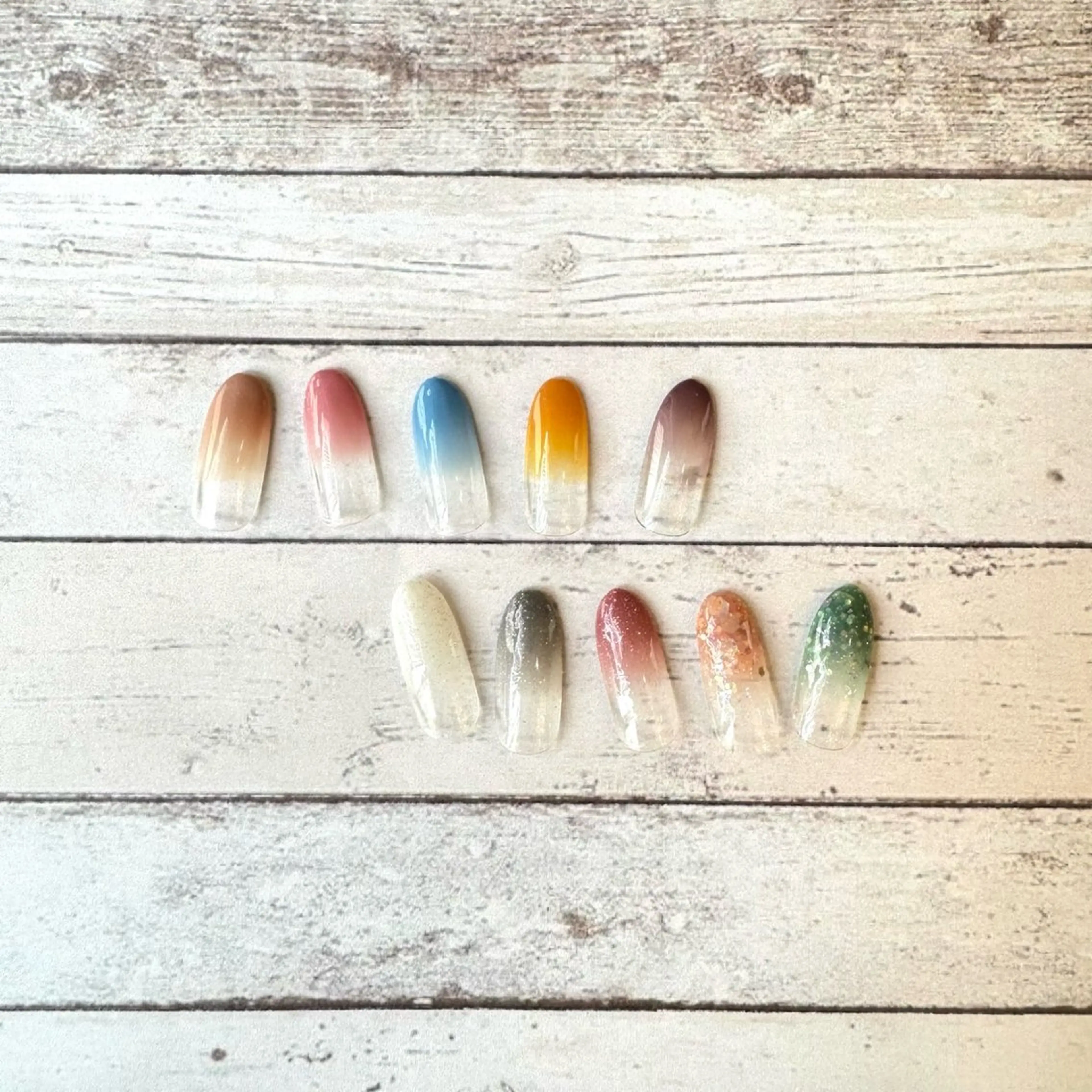 【カラーグラデーション】オフありの写真