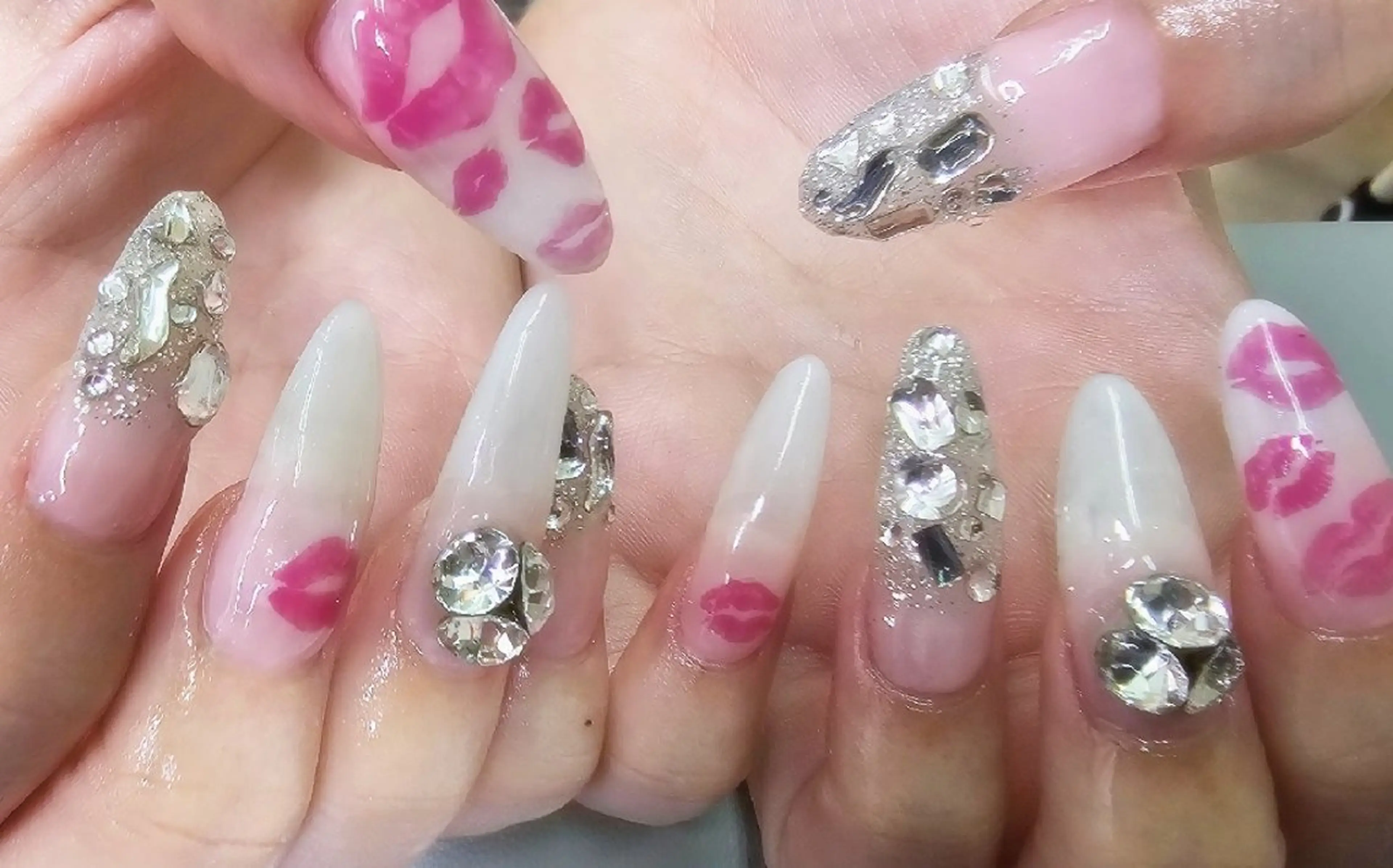 ネイル 持ち込み ネイルチップ minion蕨所属・minion 蕨のネイルデザイン