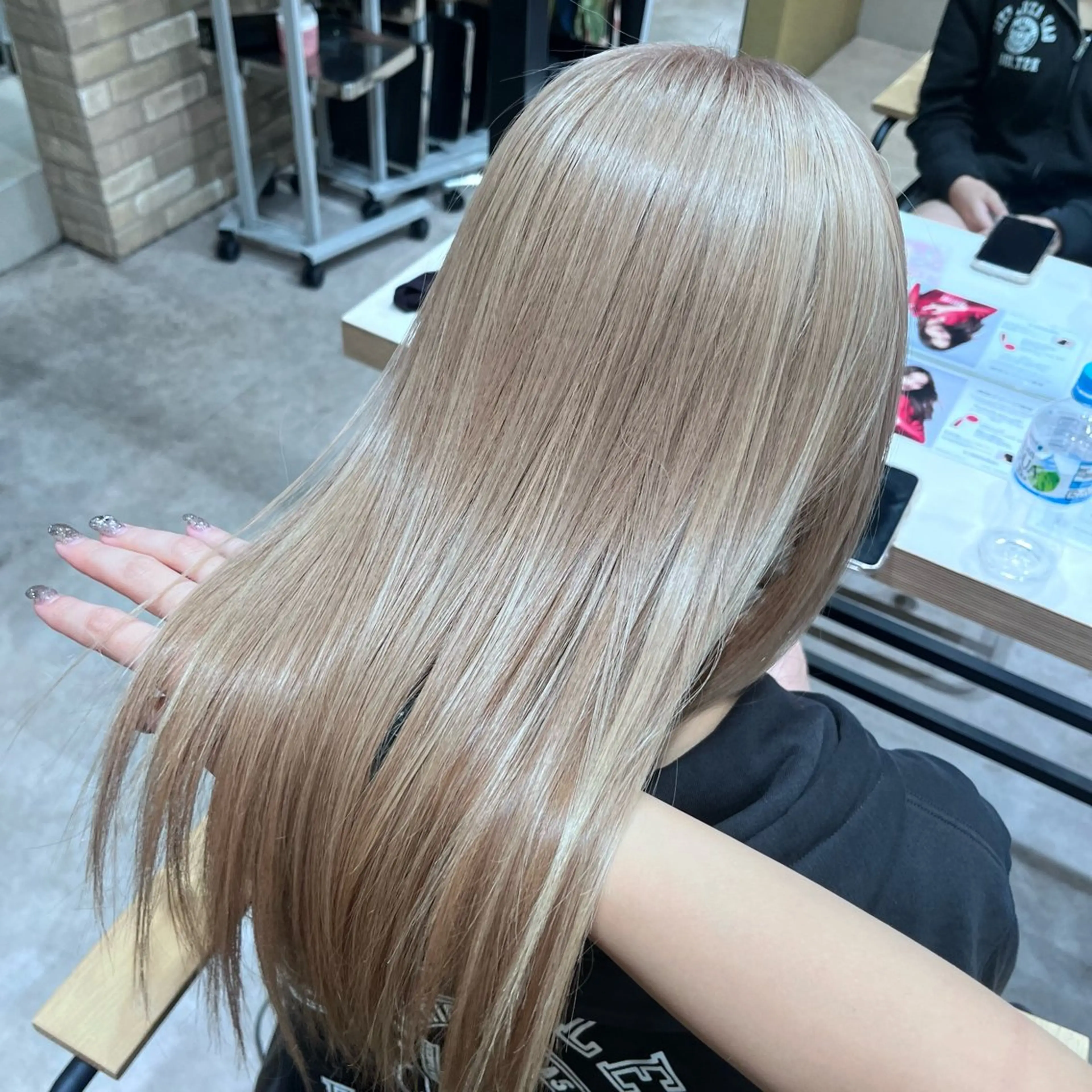 ロング カラー ヘアカラー トリートメント 🩶レイナ🩶 color/nailのヘアスタイル