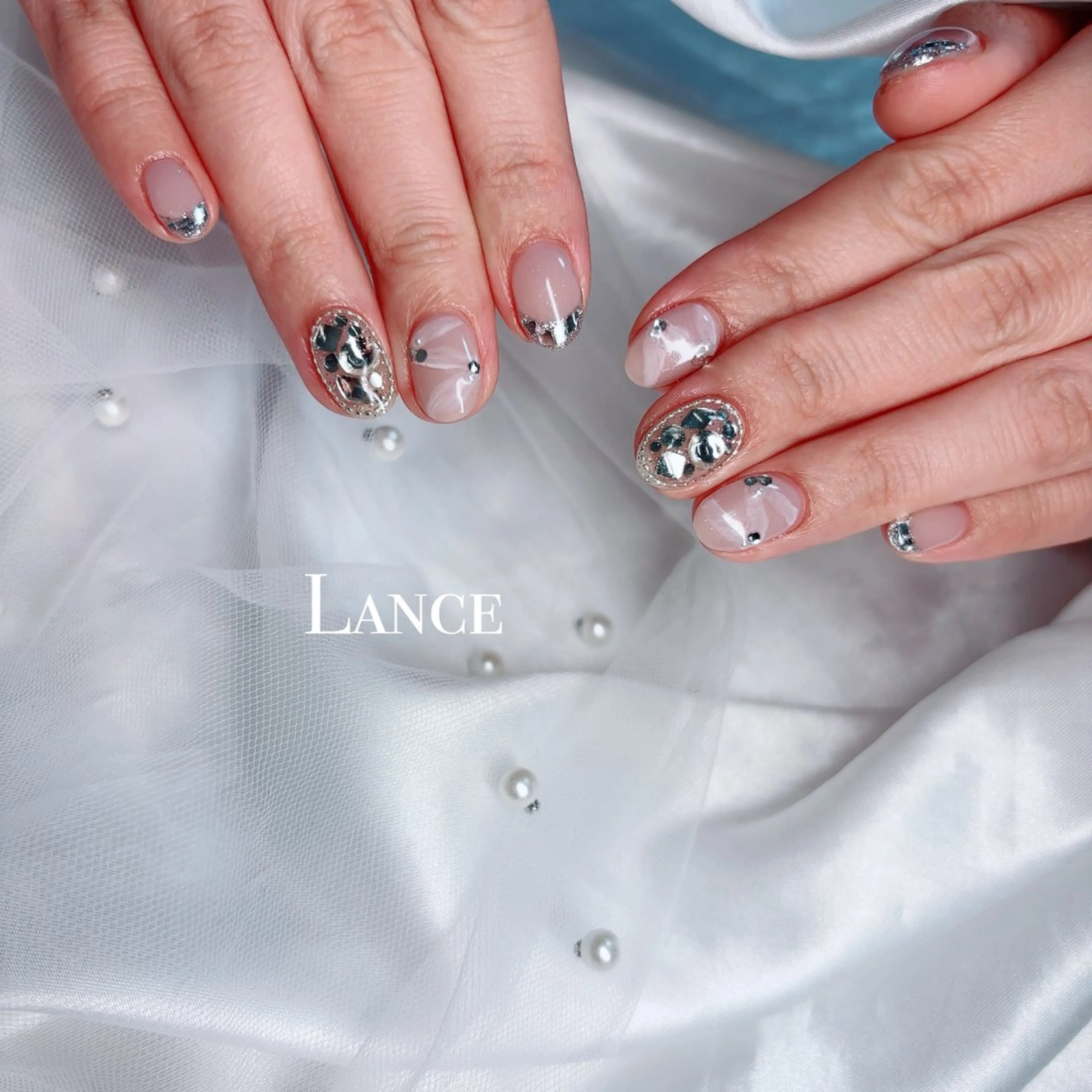 ネイル フレンチネイル キラキラネイル 韓国ネイル 春ネイル ワンホンネイル ハンドネイル Lance nailのネイルデザイン