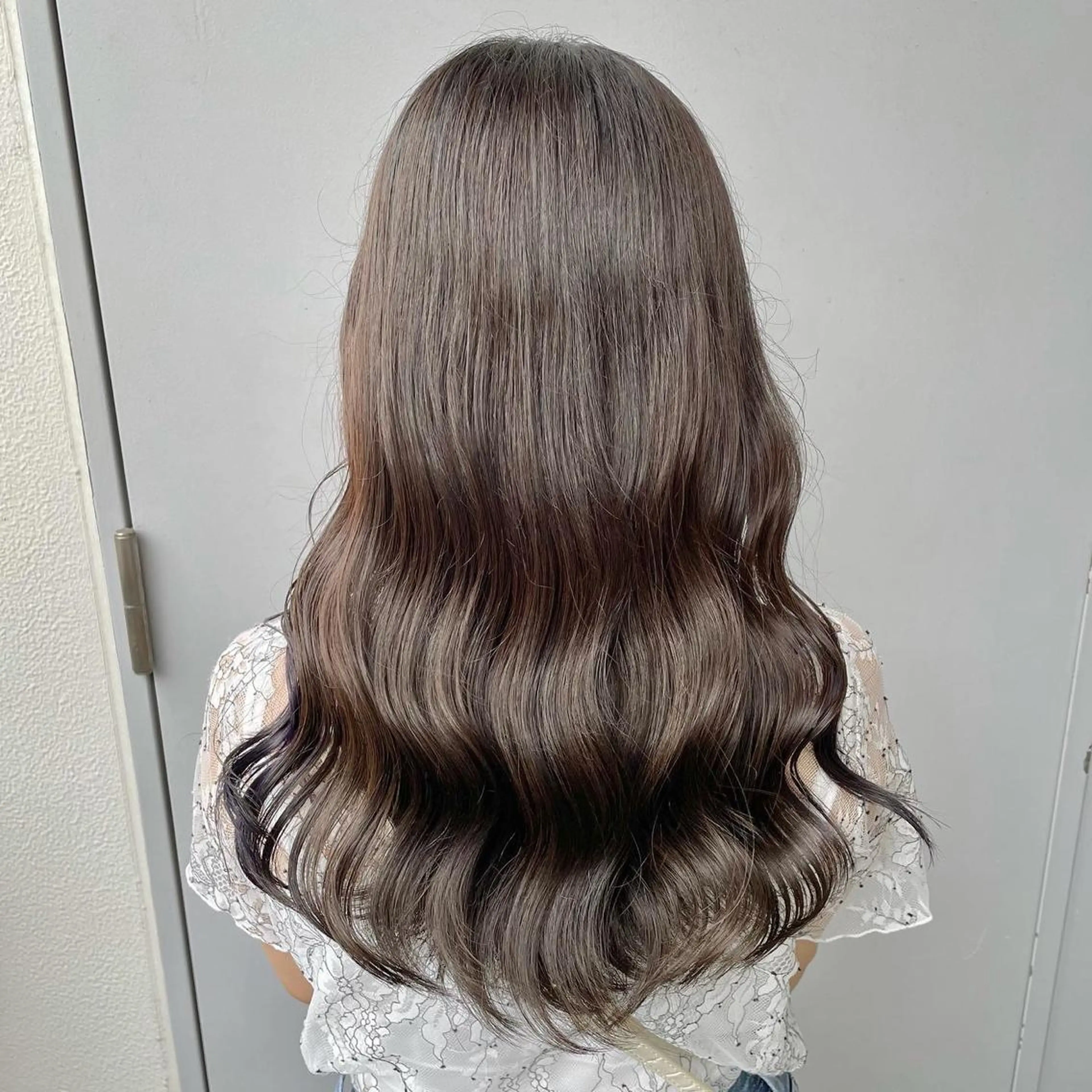 ロング カラー ヘアカラー ヘッドスパ ヘアセット ベージュカラー💖 やすひろのヘアスタイル