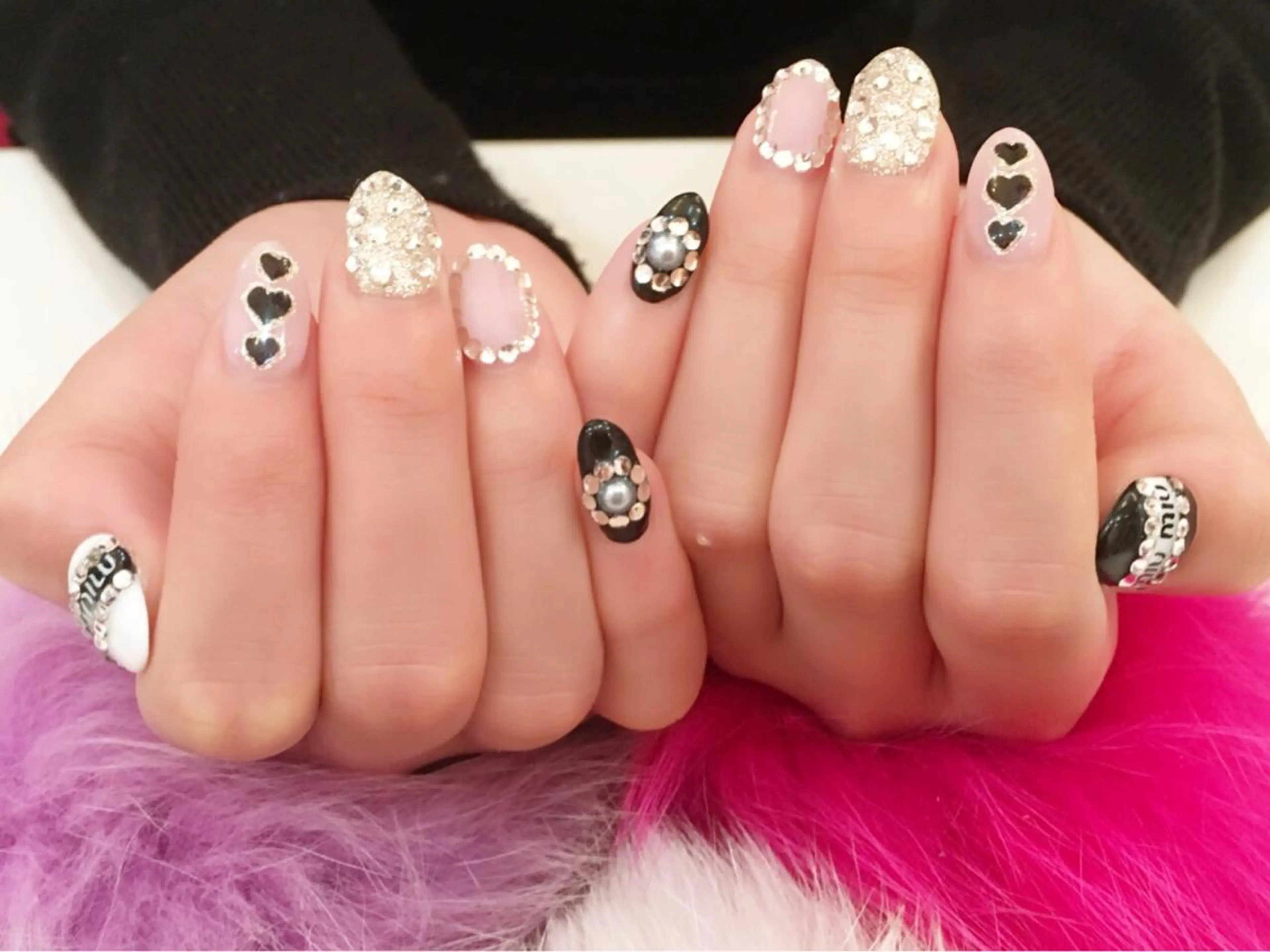 セミロング カラー メンズ キッズ ネイル マツエク・マツパ 付け放題 ジェルネイル ラメ(グリッター) メンズネイル 持ち込み NAILSGOGO shibuyaのネイルデザイン