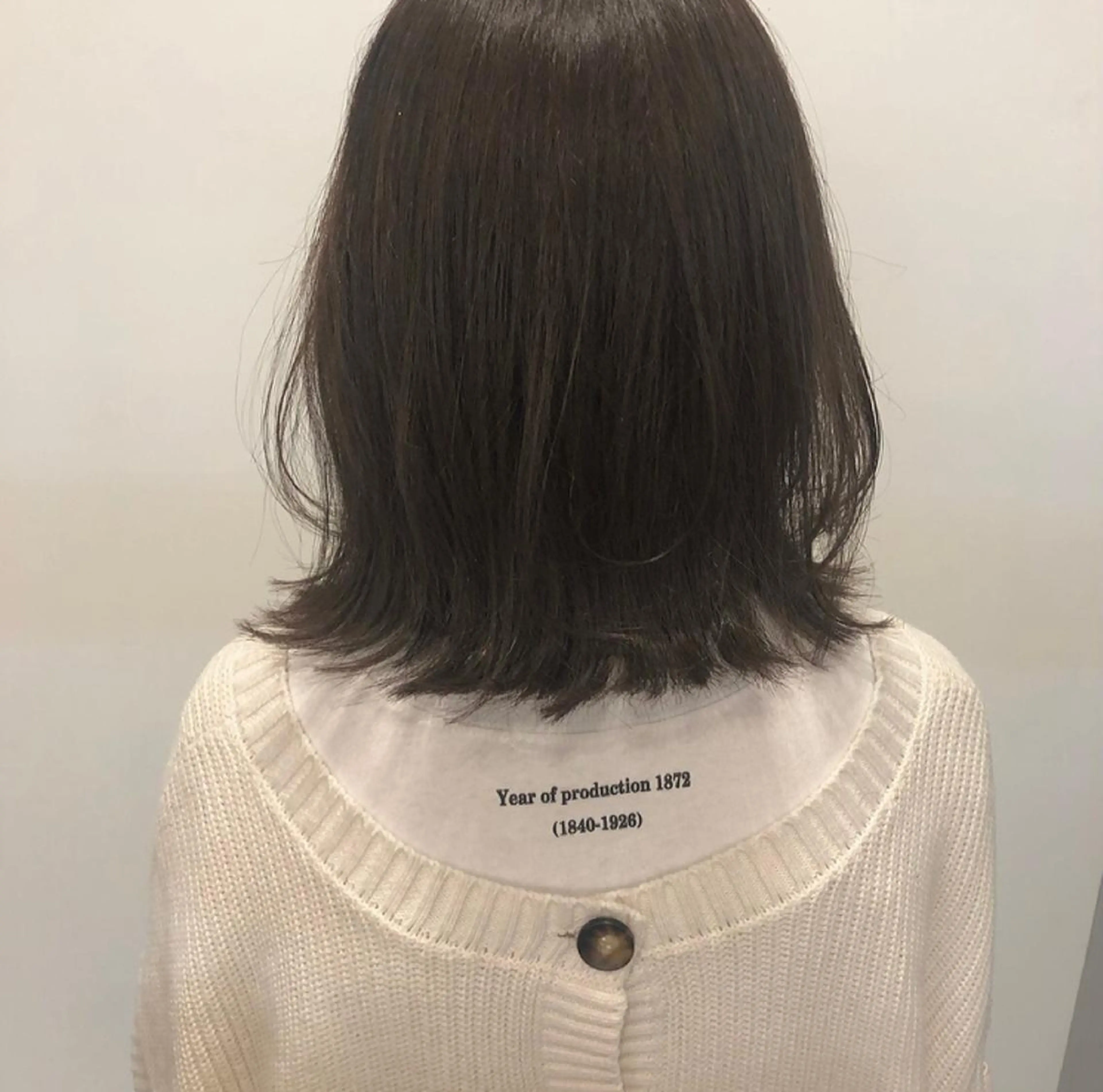 ミディアム カラー グレージュ カノエ 乃木店のヘアスタイル